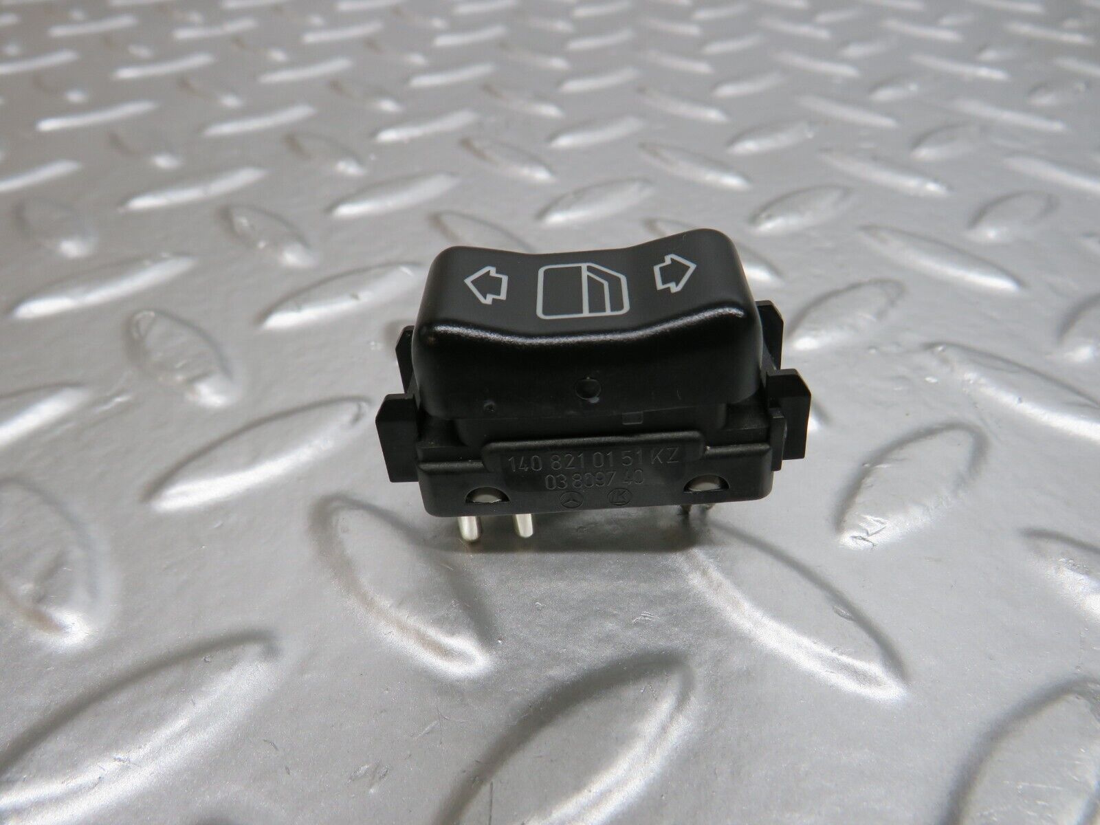 24670 Mercedes-Benz W140 S320 Electric Window Switch Left Side 1408210151