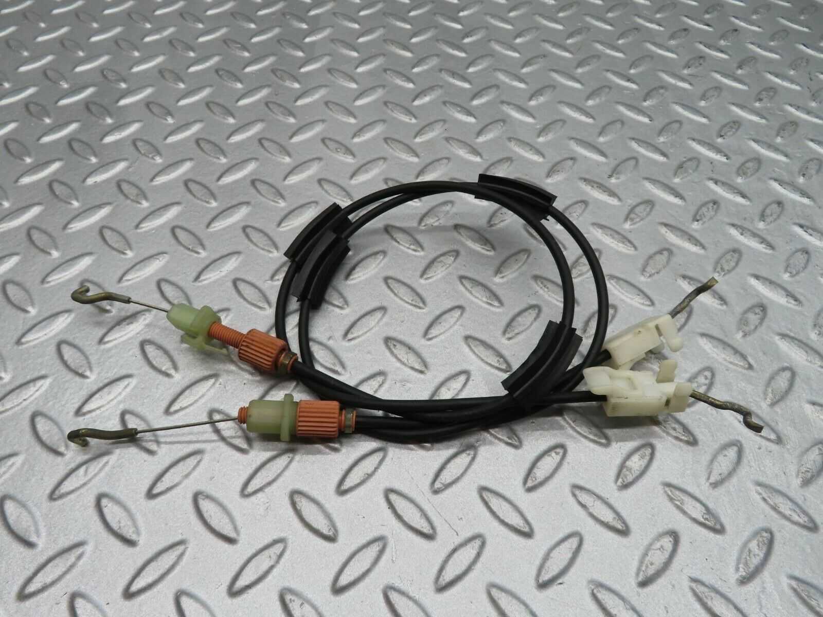 12185 Mercedes-Benz R129 300SL Coupe Heater Control Cable