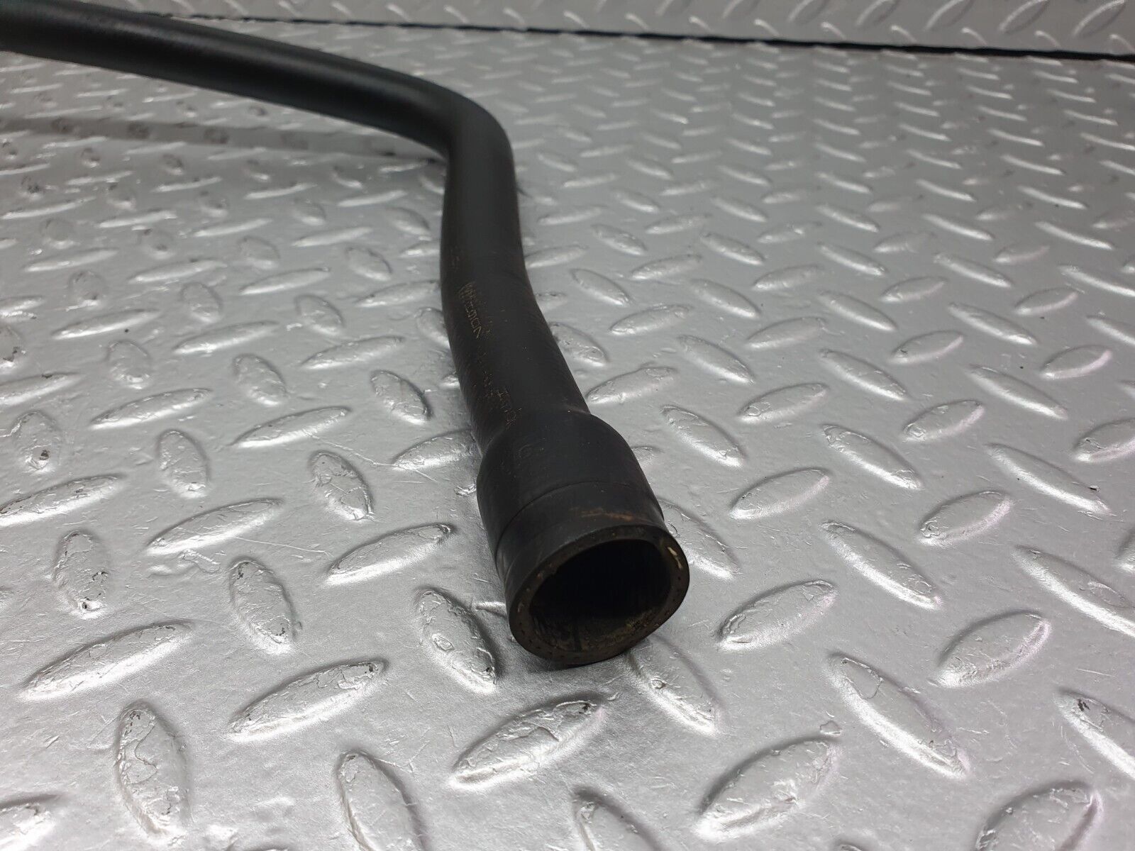 41173 Mercedes-Benz W126 300SE Heater Hose Pipe 12650113082