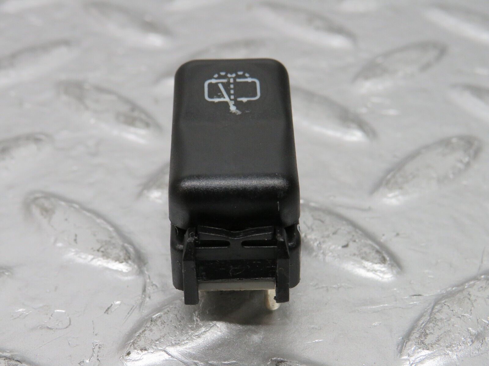 31379 Mercedes-Benz S124 220TE Wagon Tailgate Window Washer Switch 1248210051