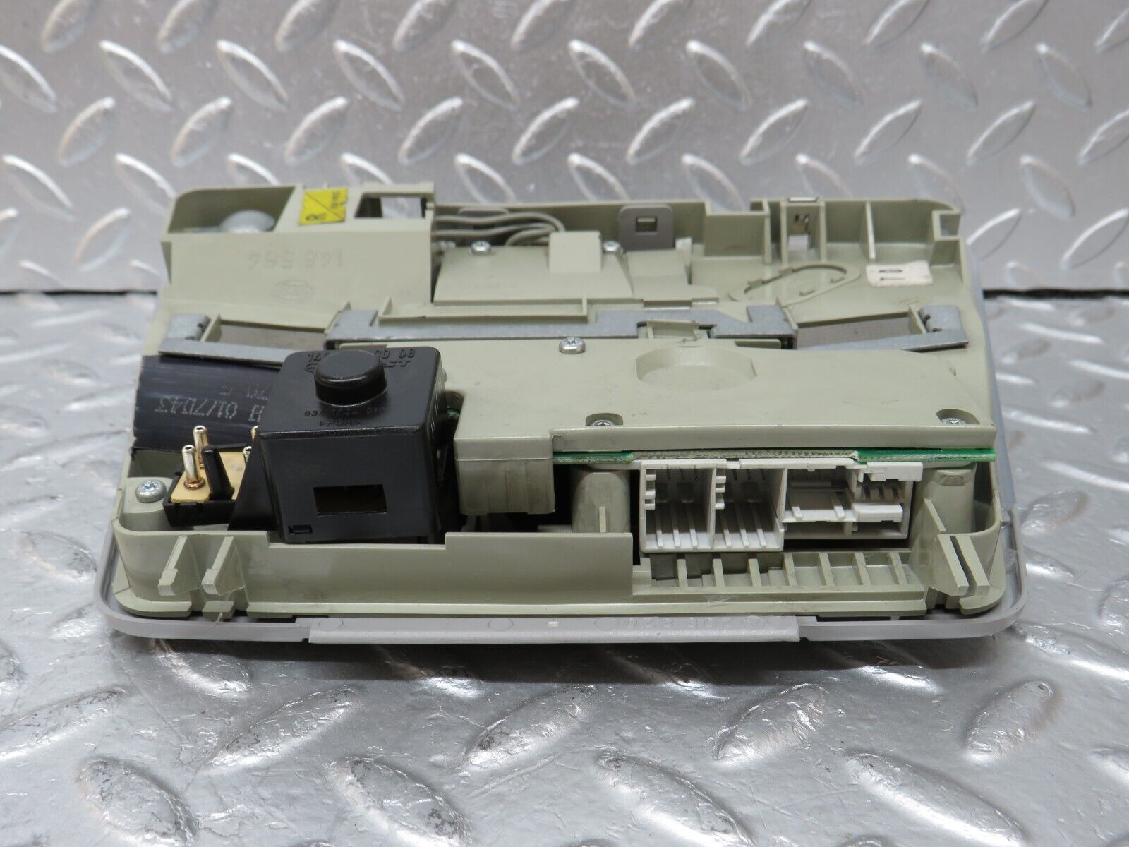 34777 Mercedes-Benz W210 320E Interior Dome Light Hella 148564 1408300008