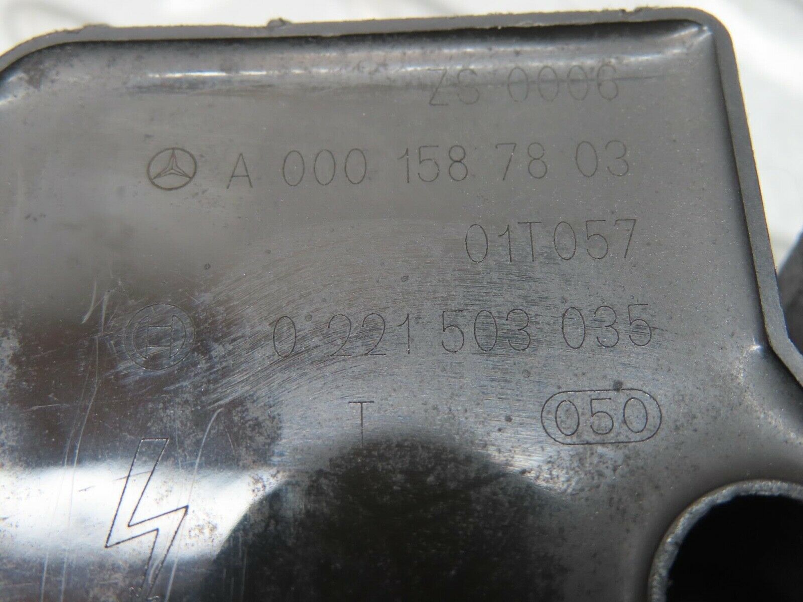 13405 Mercedes-Benz W220 S430 Ignition Coil 0001587803