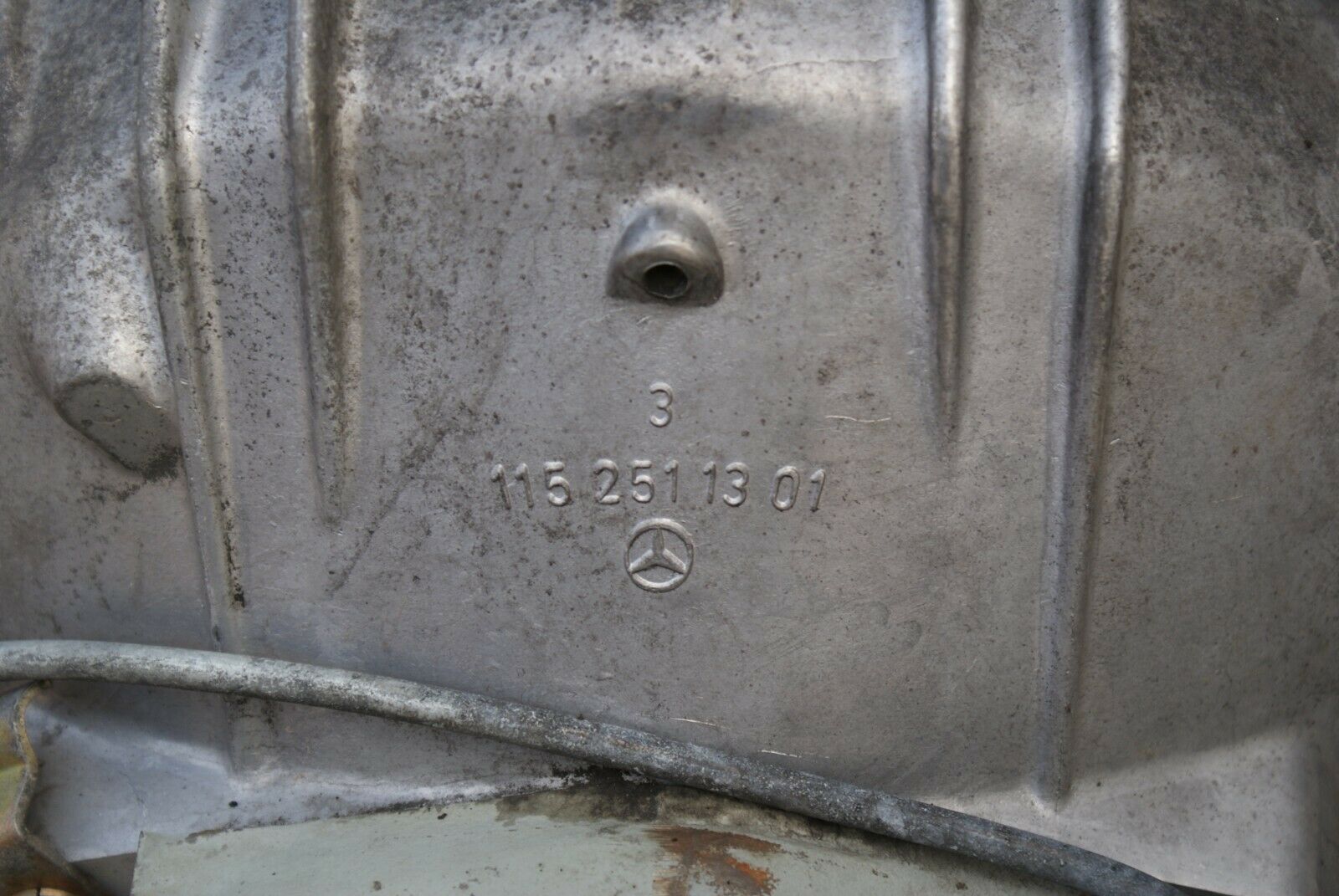 3060 Mercedes-Benz W115 220D Gearbox Manual 4 Speed 1152511001