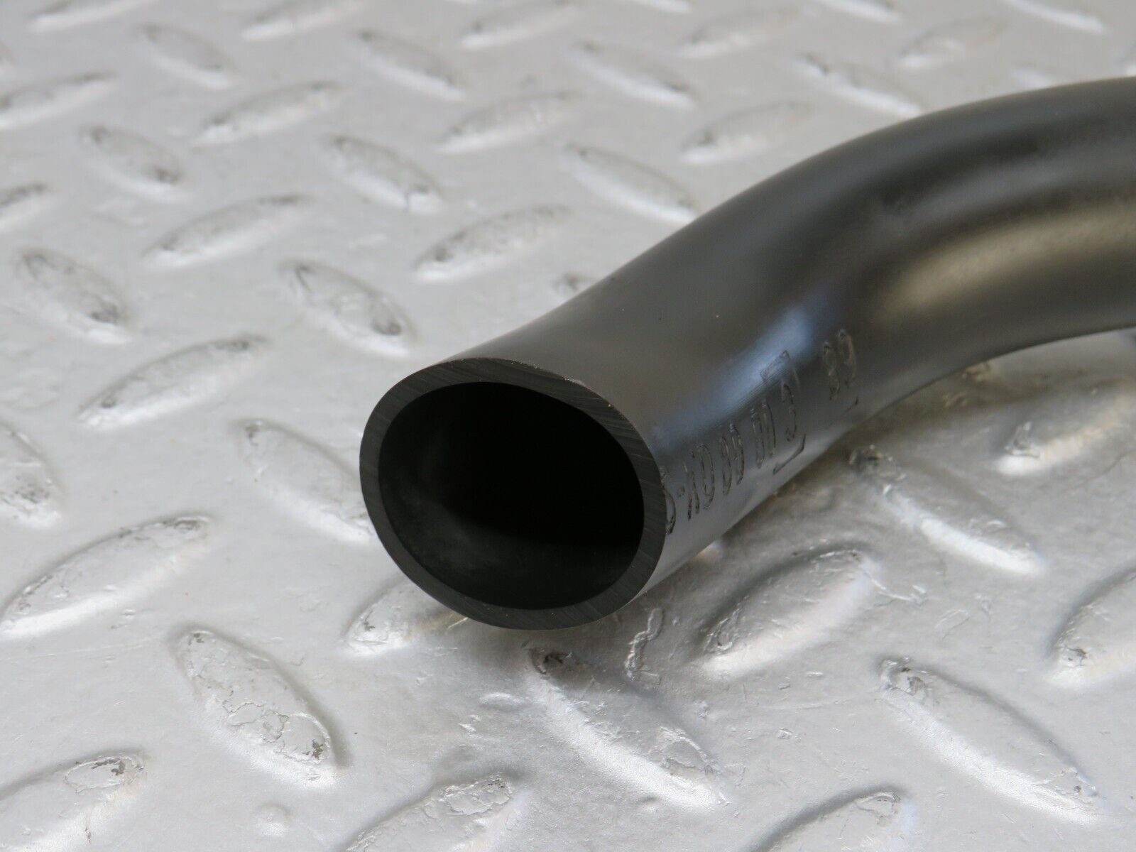 36523 Mercedes-Benz W201 190E 2.0L Water Drain Rubber Hose Pipe 2016280094