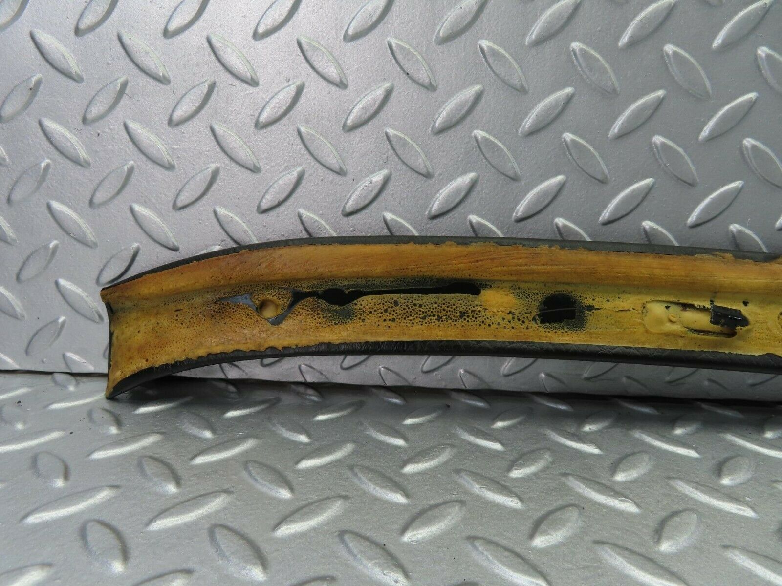 7859 Mercedes-Benz W115 220D Interior Roof Panel Trim