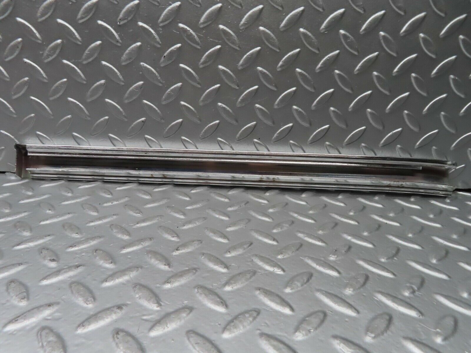 20821 Mercedes-Benz W114 250CE Coupe Rear Left Window Lower Chrome Trim