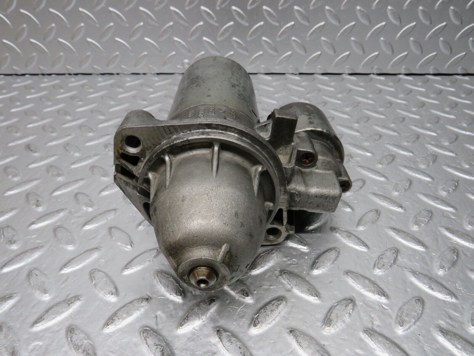 30531 Mercedes-Benz W124 230E Starter Motor Bosch 0001108003 0331303053-553