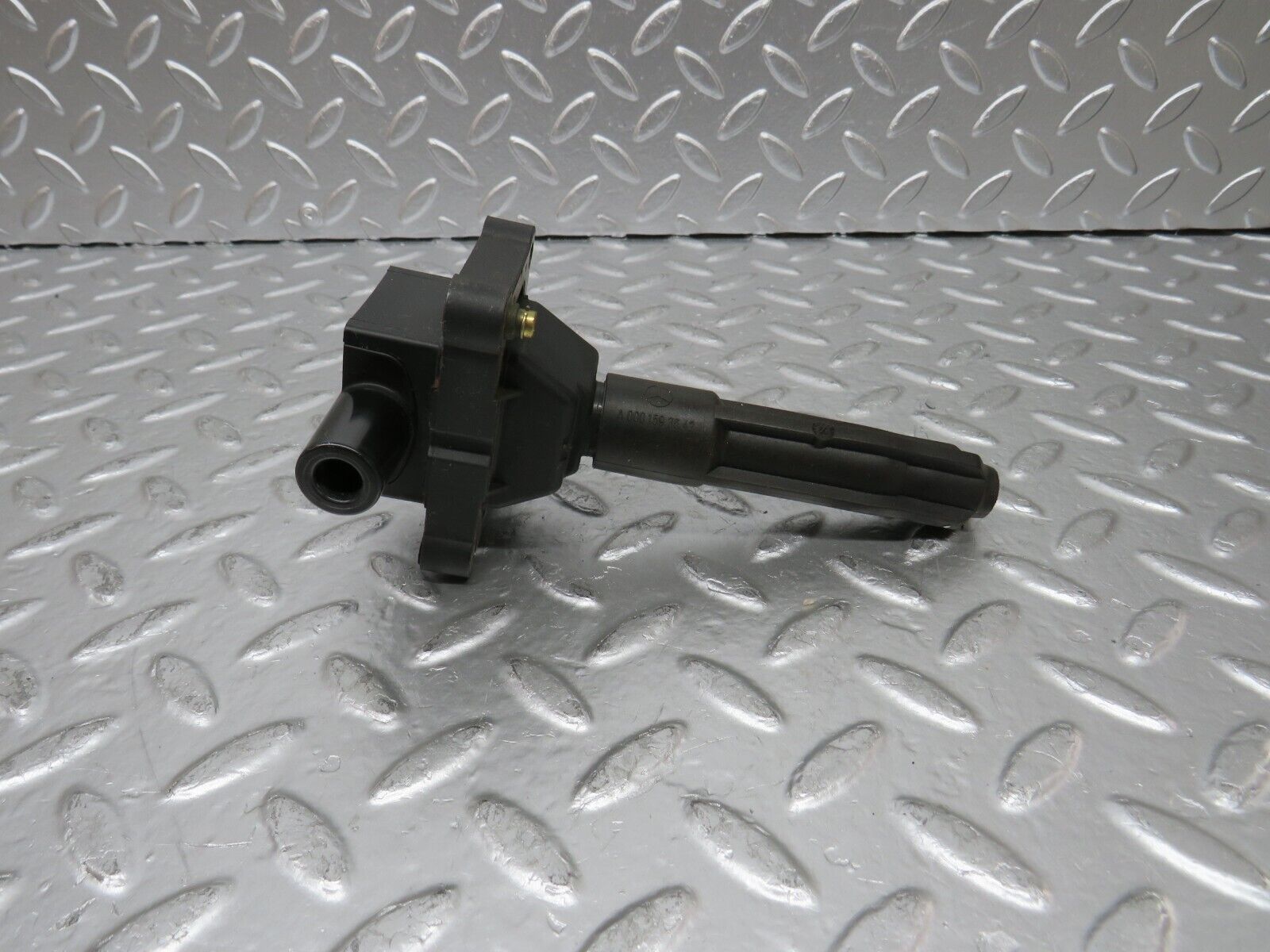 24944 Mercedes-Benz W140 S320 Ignition Coil Bosch 0001587503