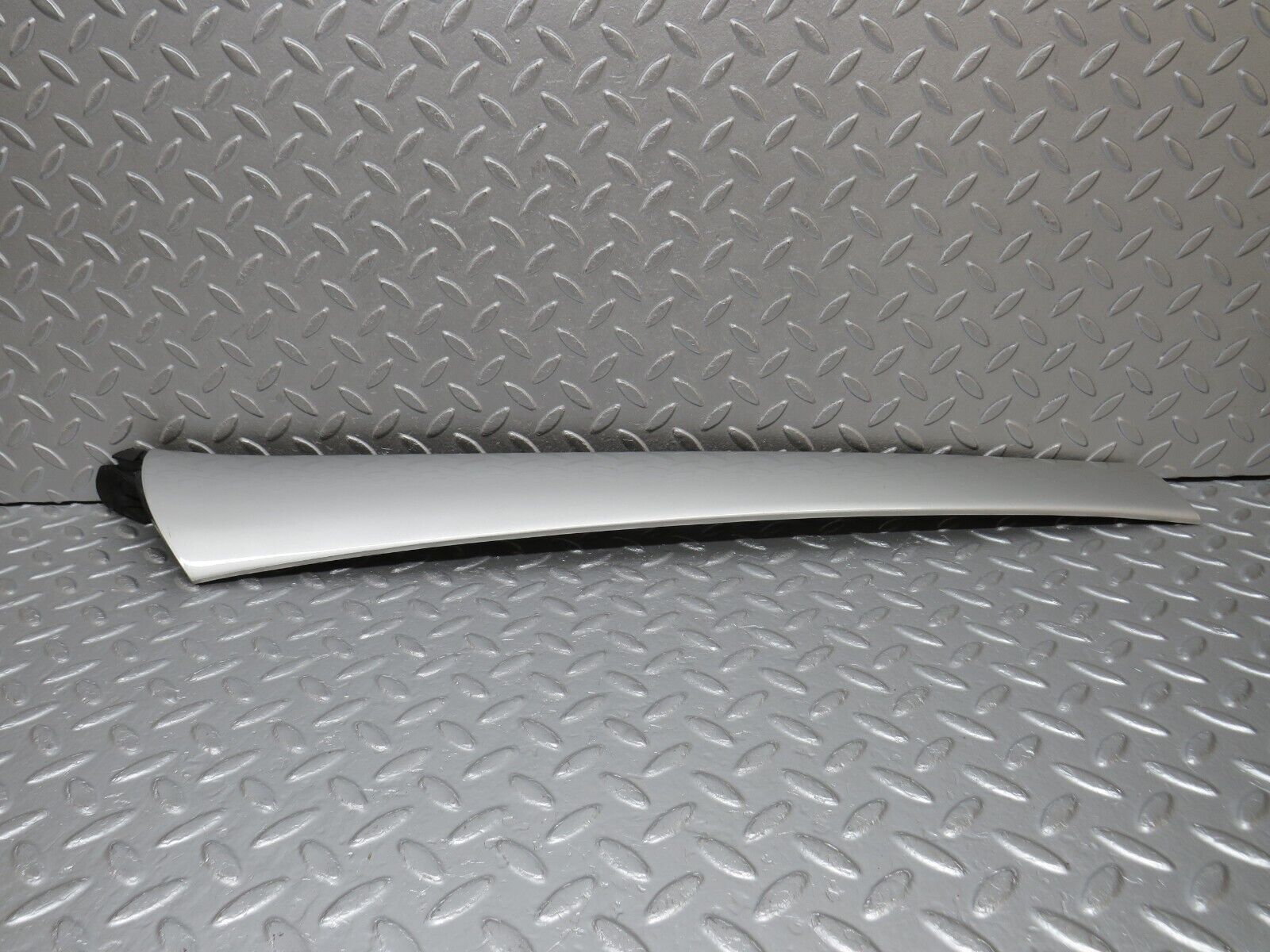 39355 Mercedes-Benz R129 320SL Coupe A Pillar Exterior Cover Trim Left 1296980118 1296980198