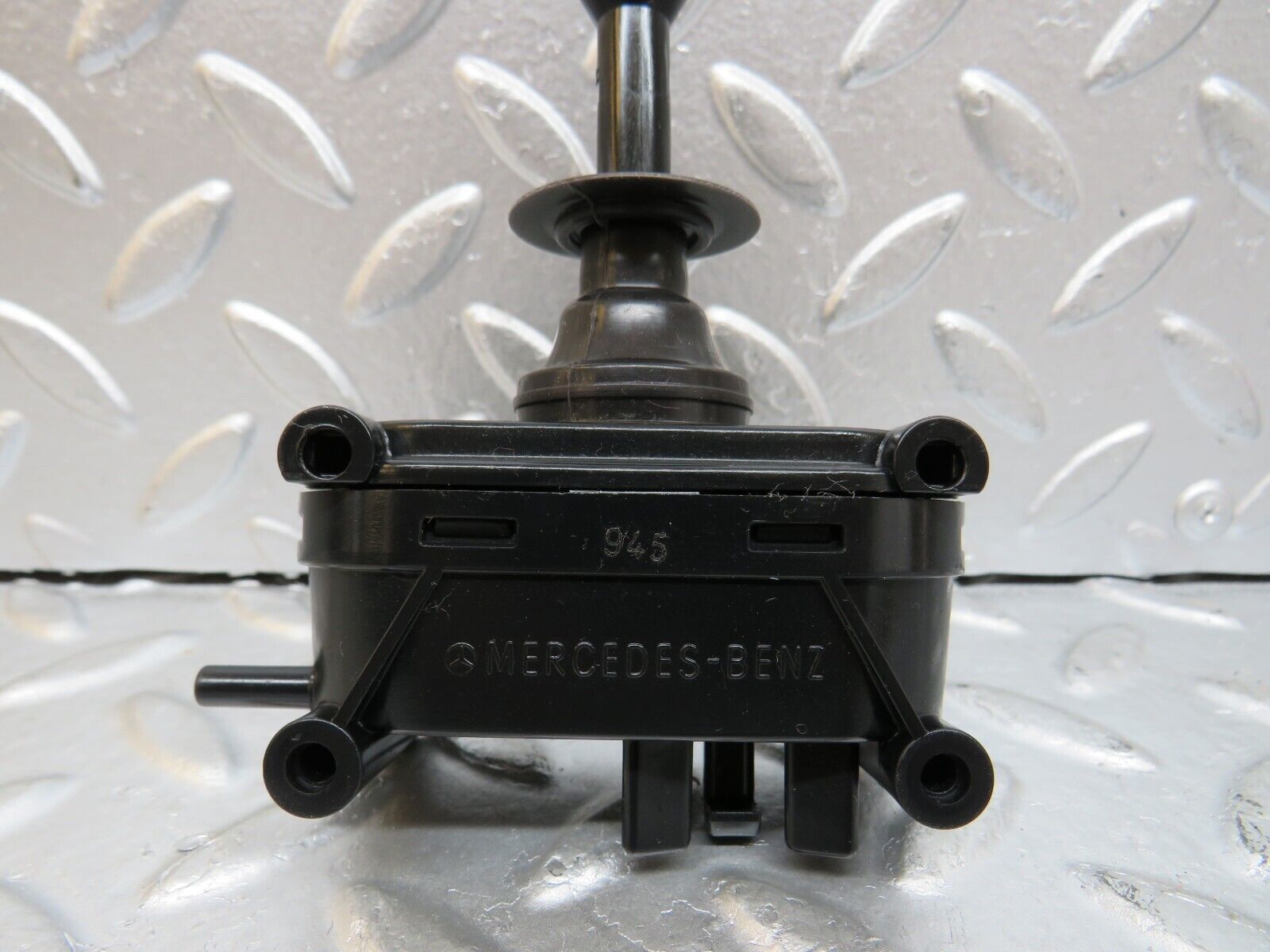 29377 Mercedes-Benz W124 230E Door Lock Vacuum Actuator Rear Left