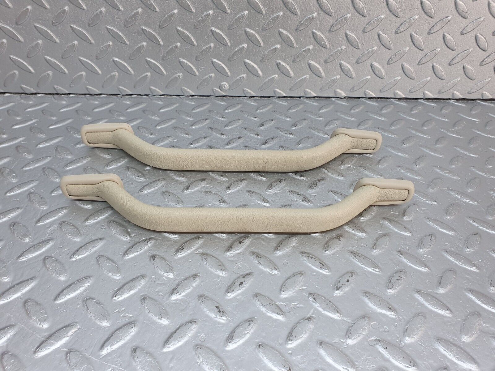 41061 Mercedes-Benz W126 300SE Interior Roof Grab Handle Set