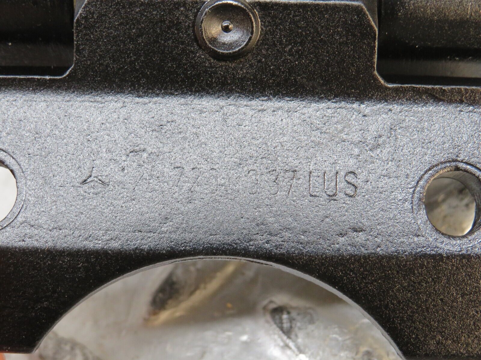 28786 Mercedes-Benz W123 230E Door Hinge 1237200037