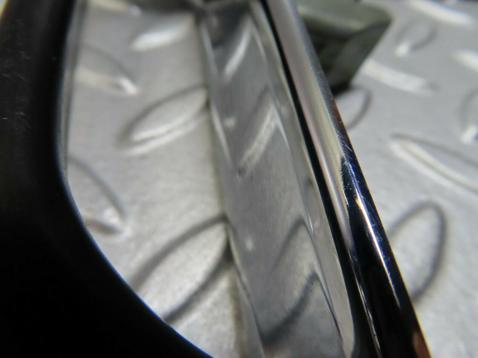 8239 Mercedes-Benz W123 Exterior Chrome Door Handle Front Right 1237600259