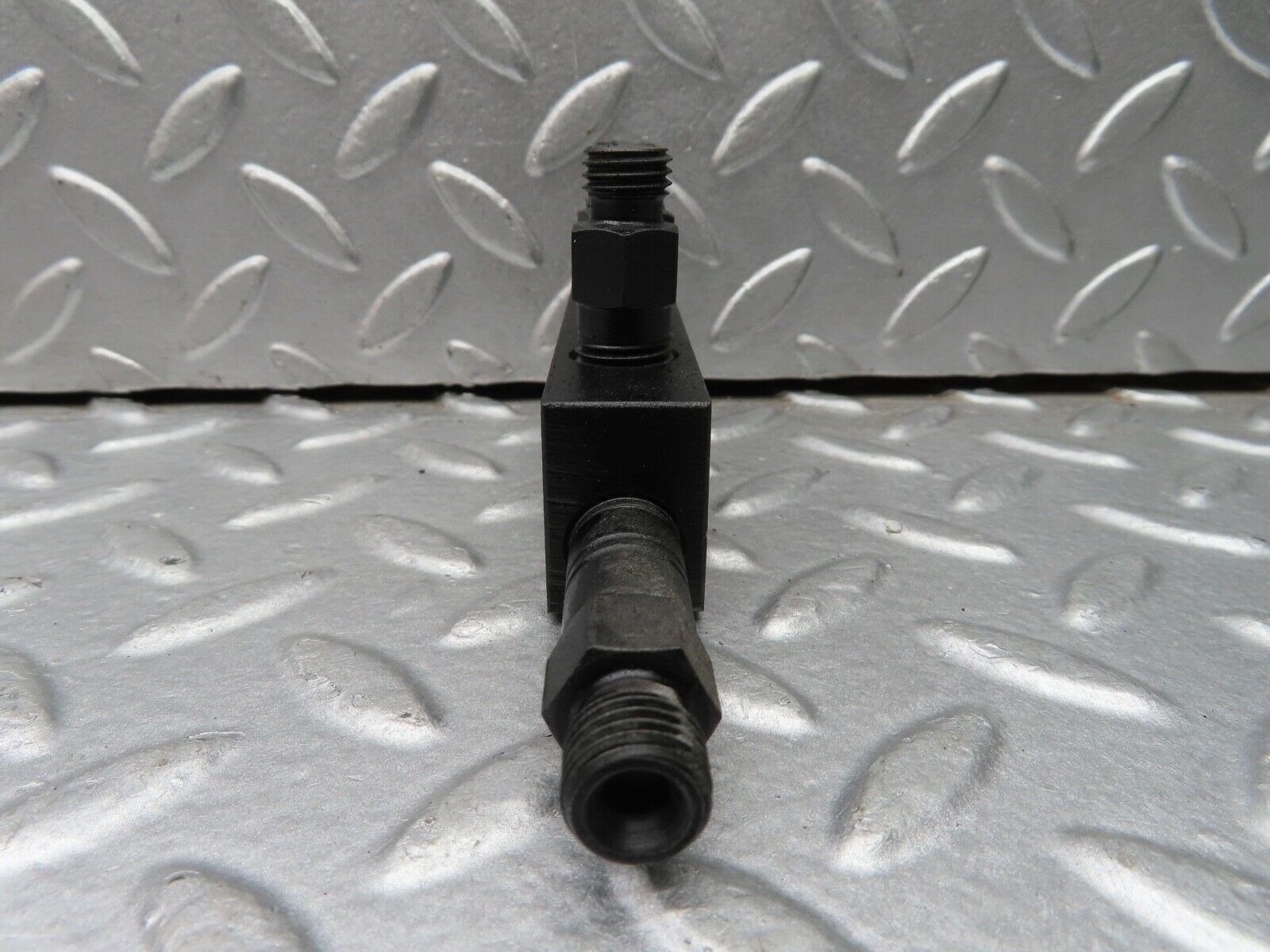 18311 Mercedes-Benz W111 220SE Coupe Fuel Injection Distributor EPVT1P1Z