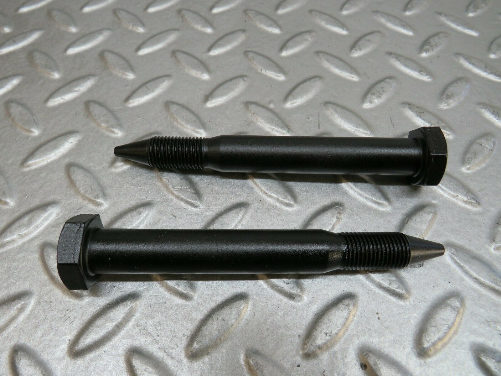 23815 Mercedes-Benz C107 450SLC Coupe Rear Suspension Axle Mounting Bracket