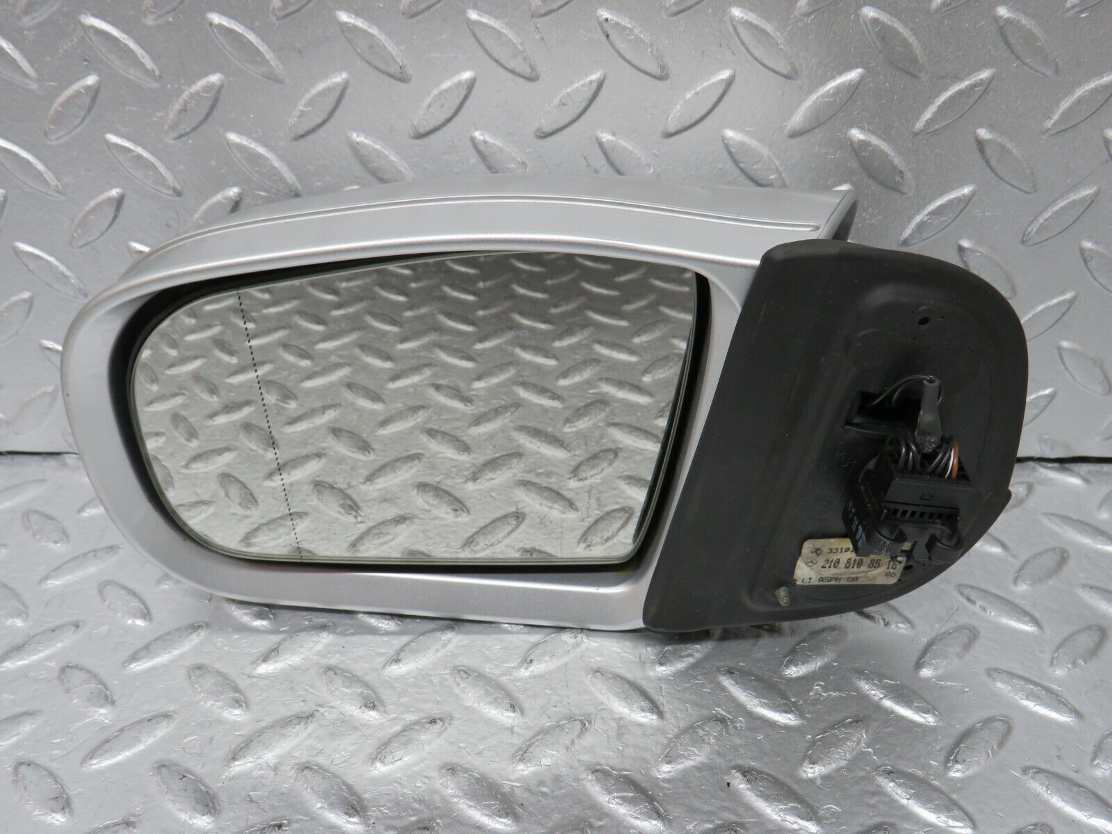 34830 Mercedes-Benz W210 320E Electric Wing Mirror Left Side 2108108516
