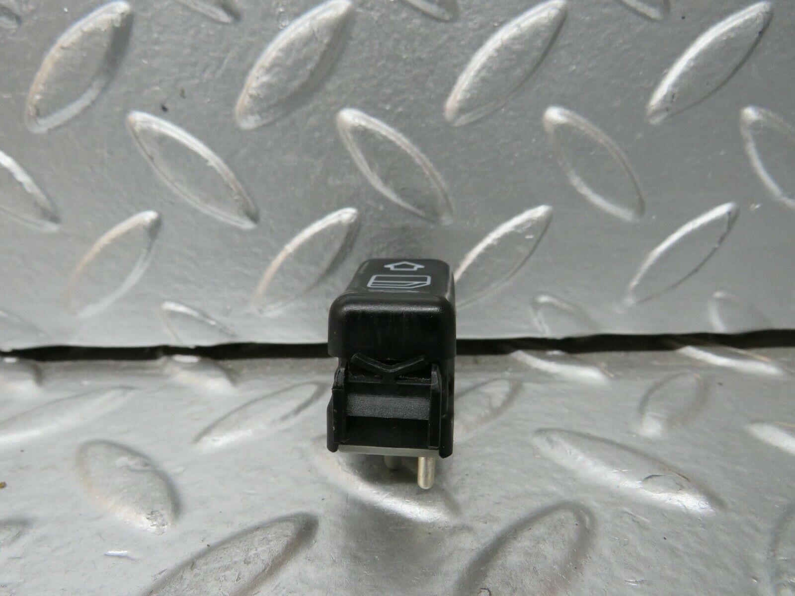24290 Mercedes-Benz S124 220TE Electric Window Switch Left Side 1248209310