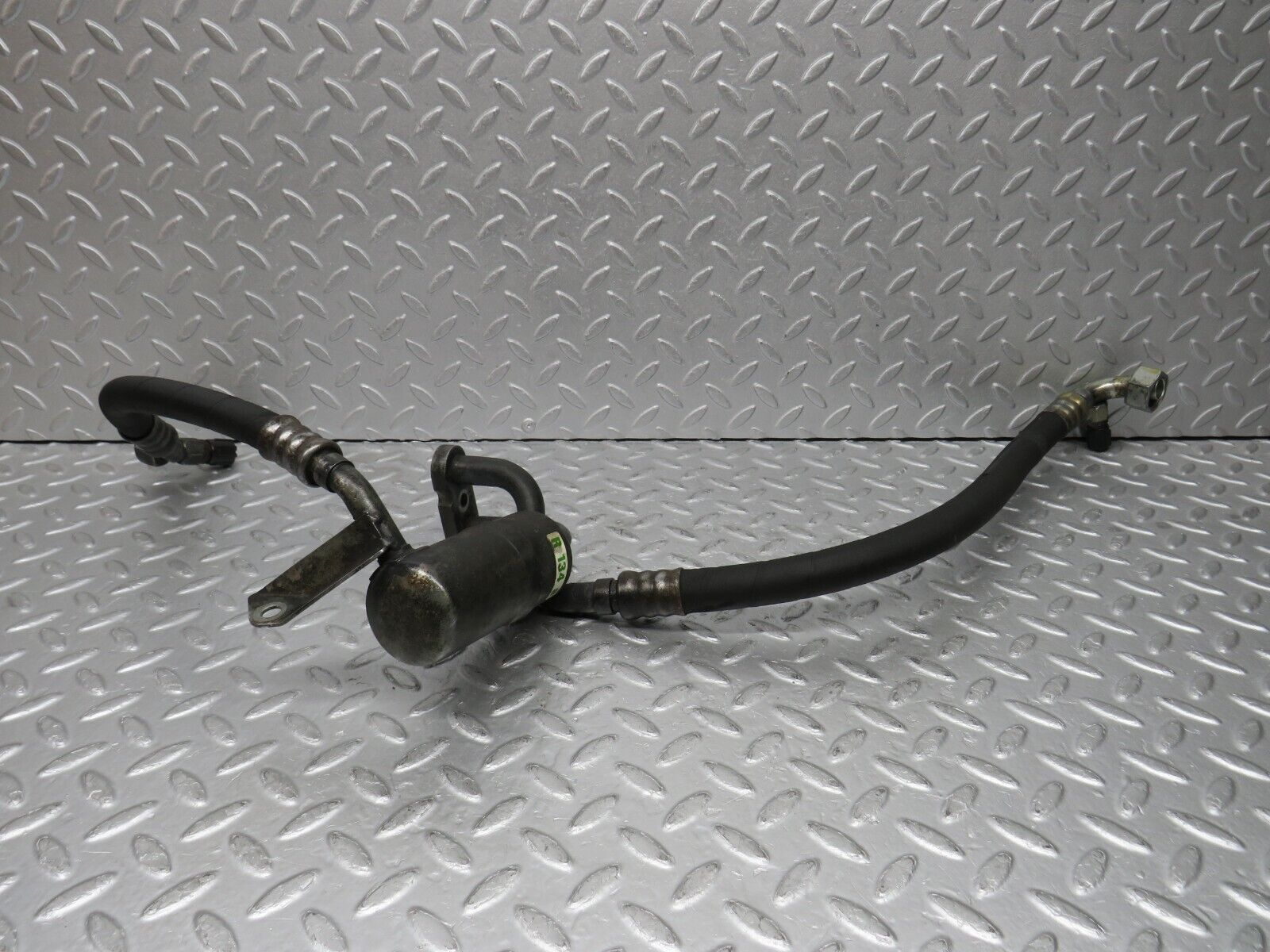 38178 Mercedes-Benz A124 320E Cabriolet Air Conditioning Hose Pipe With Dryer 1042300856