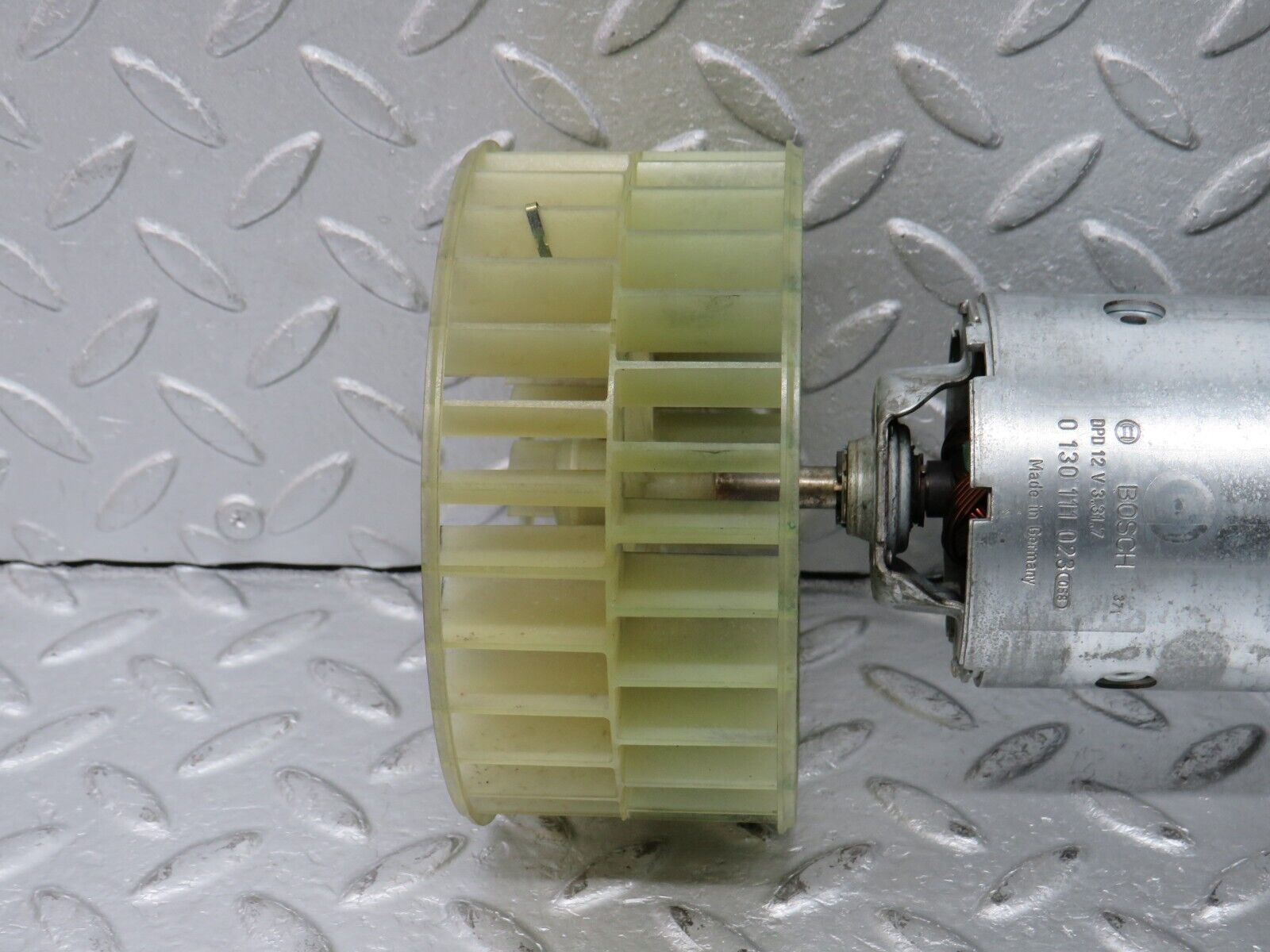 38468 Mercedes-Benz R129 280SL Coupe Heater Blower Motor Bosch 0130111023