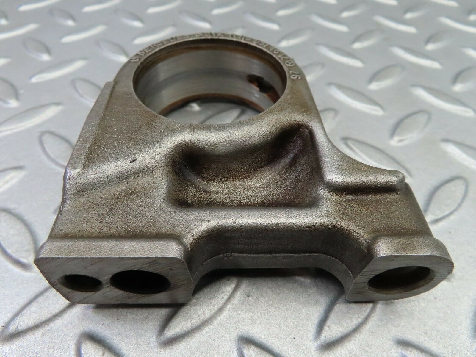 6297 Mercedes-Benz W126 380SE Camshaft Bearing Tower 1160514612