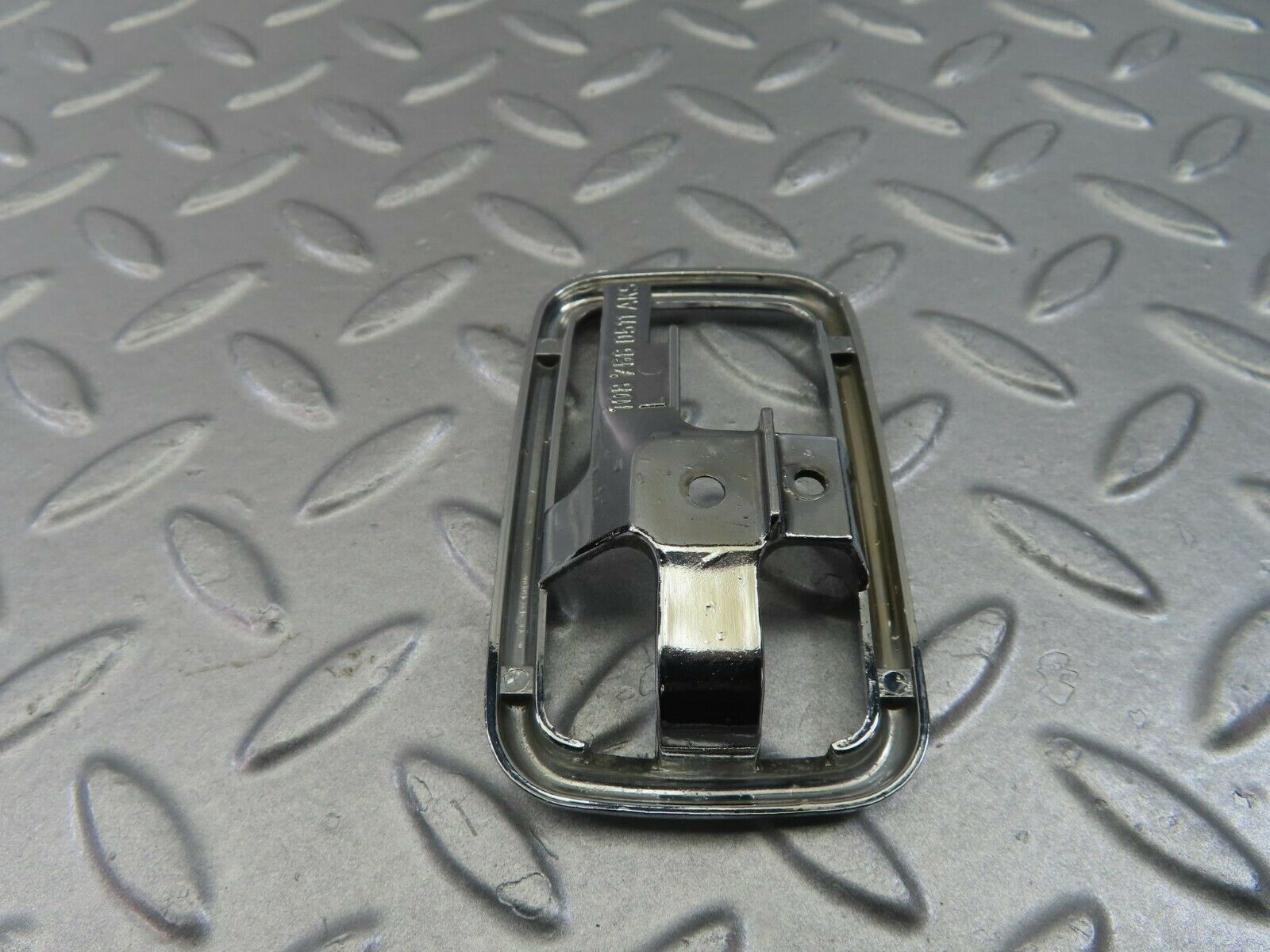 8883 Mercedes-Benz W108 Chrome Frame For Door Opener Left 1087660511