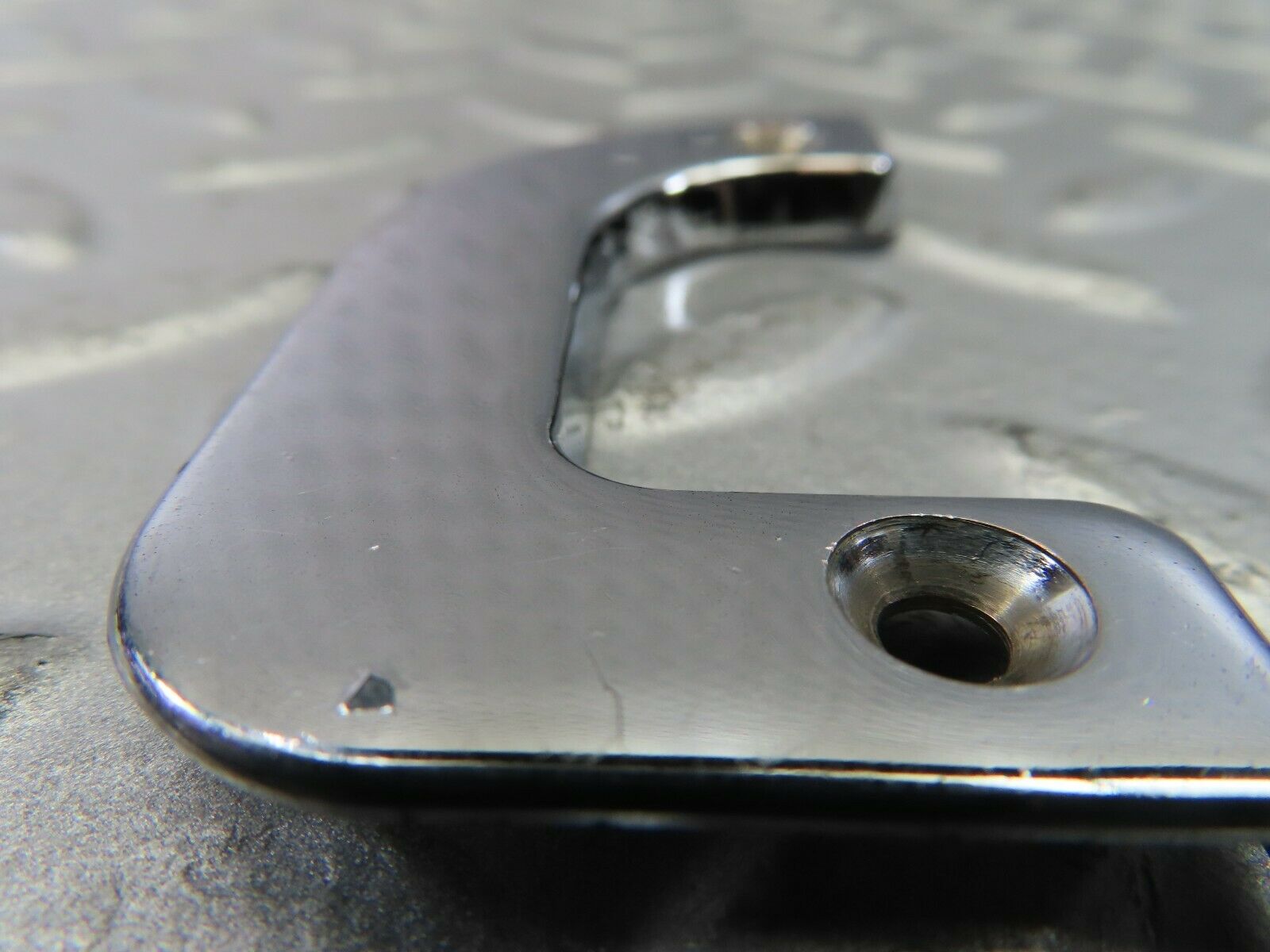 9225 Mercedes-Benz W115 Right Interior Chrome Door Latch Trim