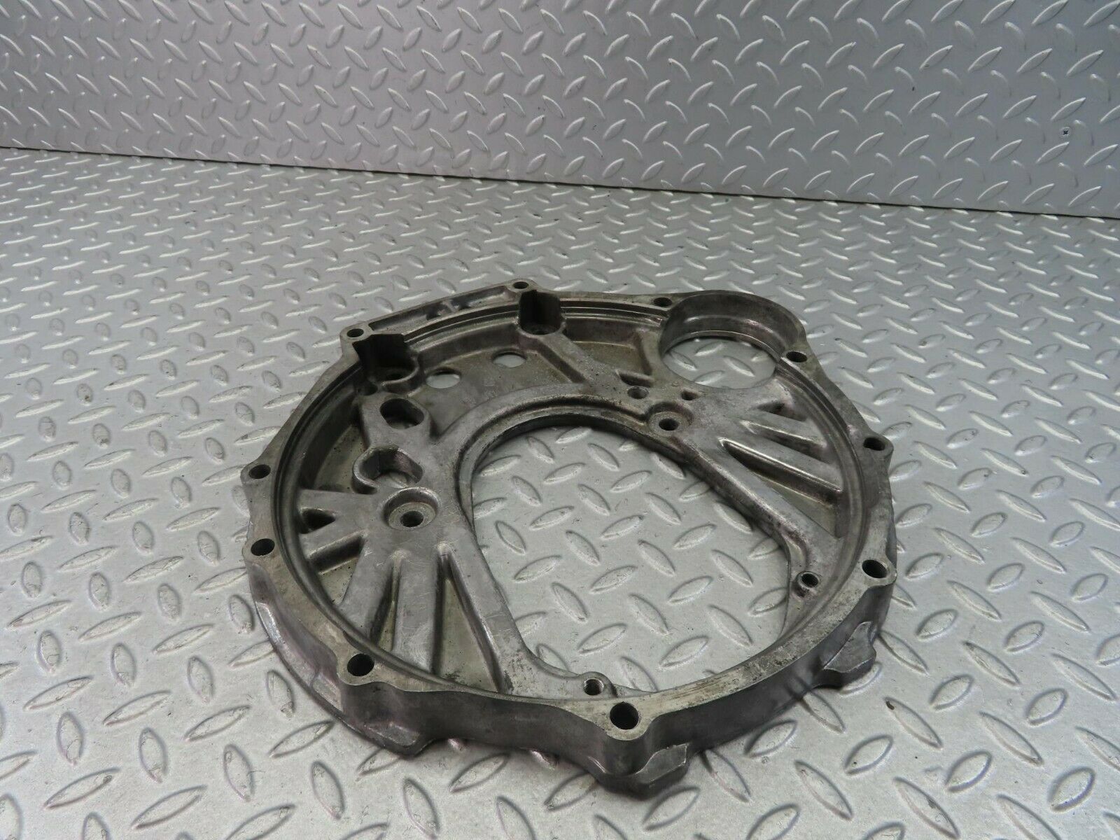 8676 Mercedes-Benz W115 Gearbox Flange 1150110245