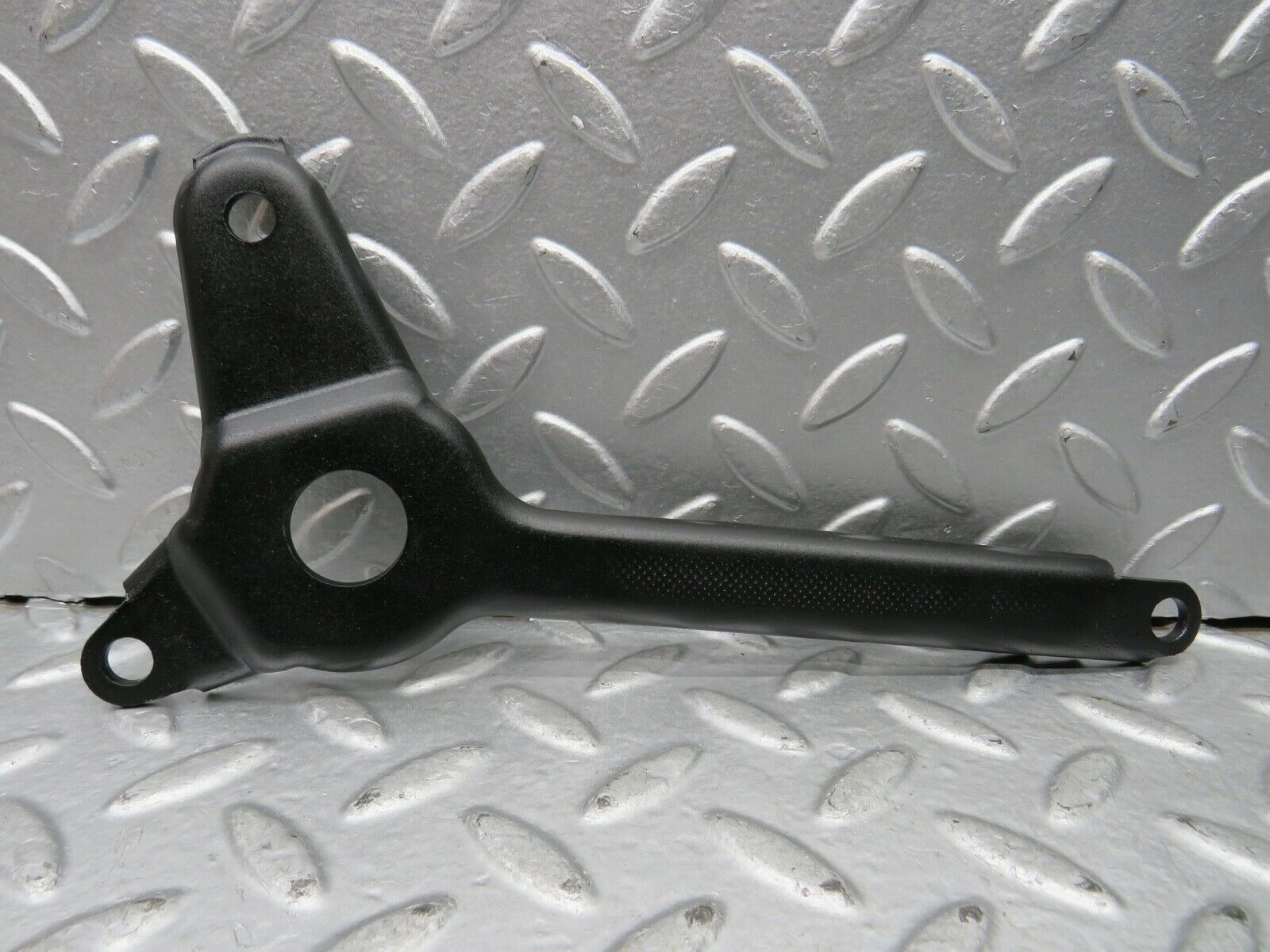 21771 Mercedes-Benz W126 300SE Belt Tensioner Bracket Holder 1032021240