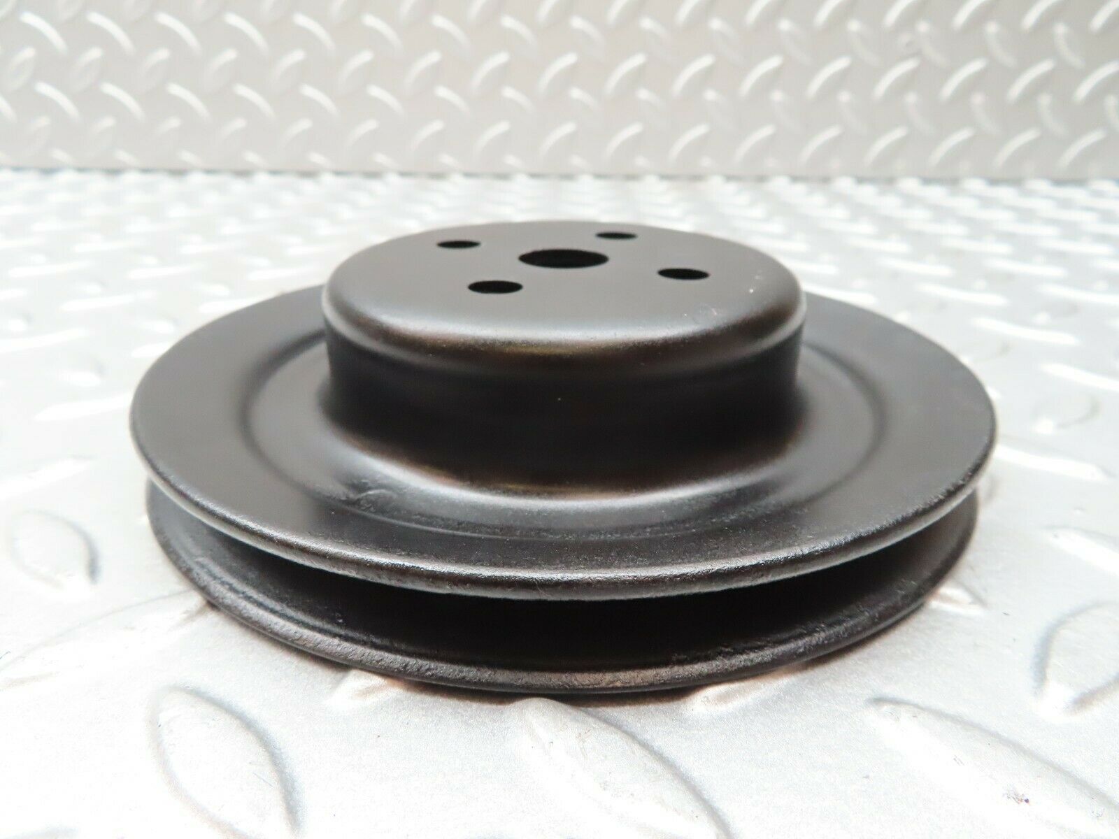 4717 Mercedes-Benz W114 280CE Coupe Water Pump Pulley