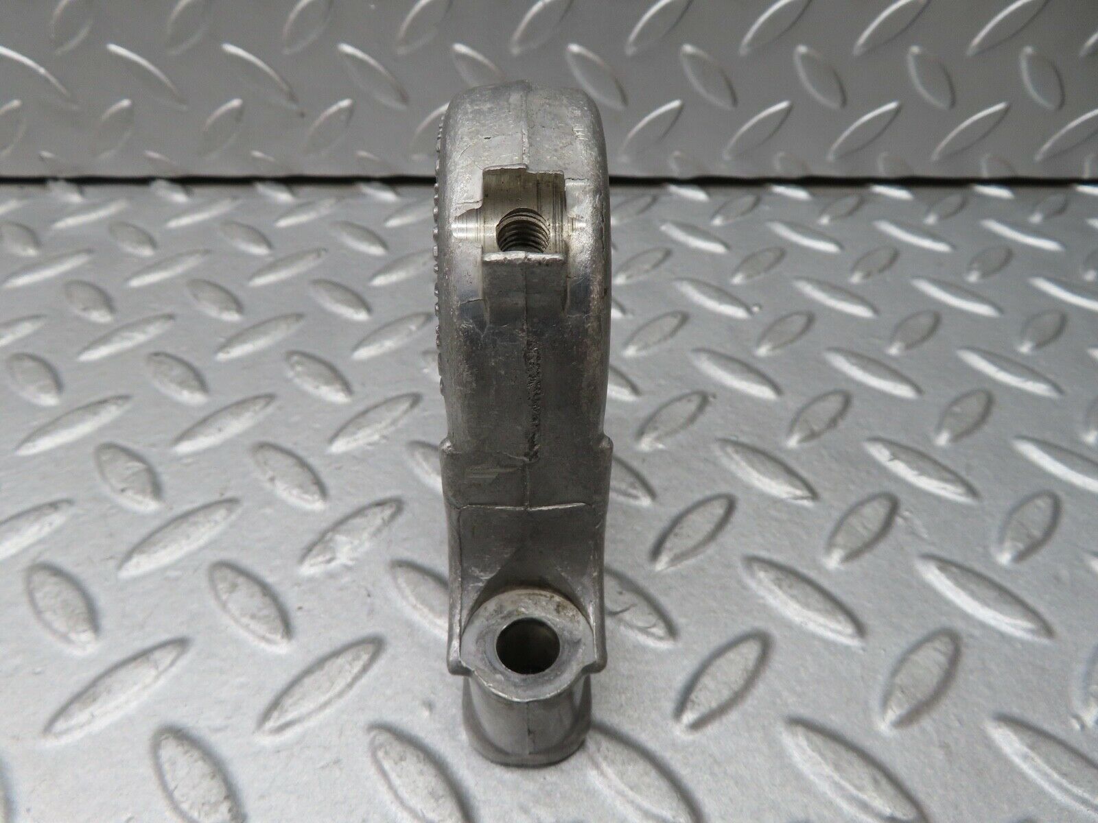 17786 Mercedes-Benz W116 450SEL Camshaft Tower Bearing 1160514818