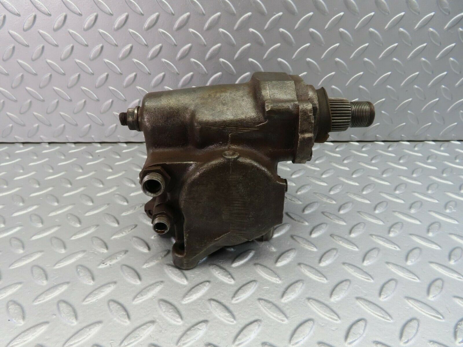 9787 Mercedes-Benz C123 280CE Coupe Steering Box 1164610101