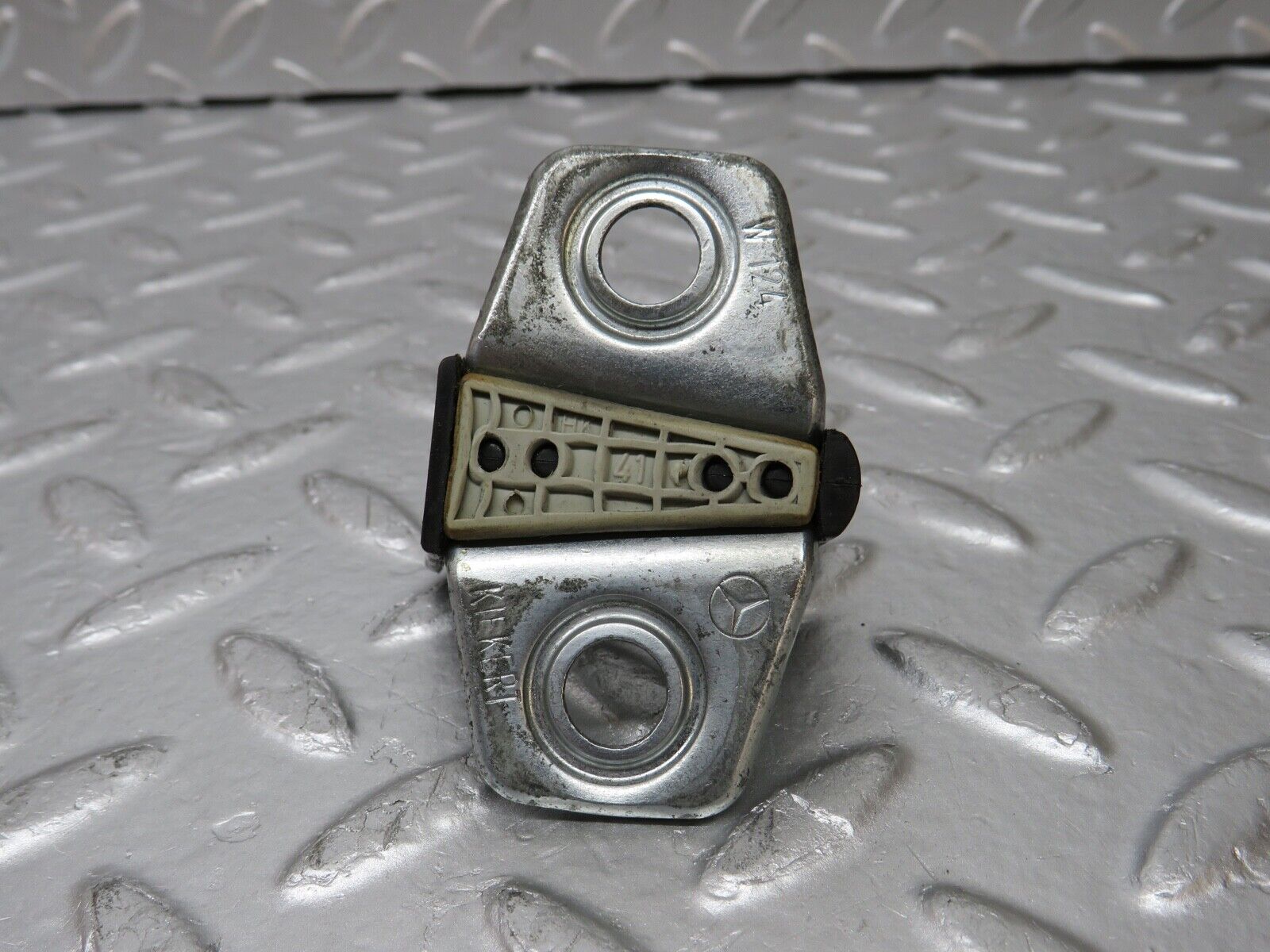 30477 Mercedes-Benz W124 230E Door Lock Latch