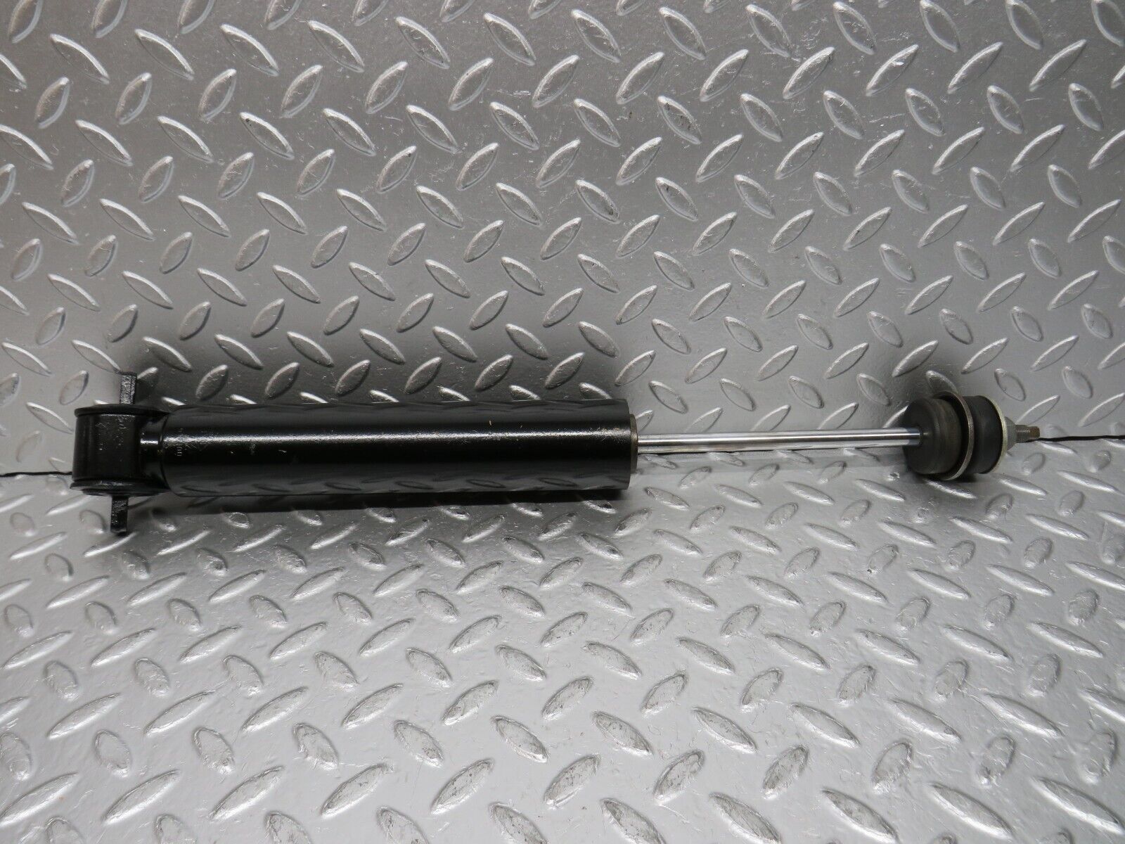 0822 Mercedes-Benz C107 350SLC Coupe Shock Absorber Rear