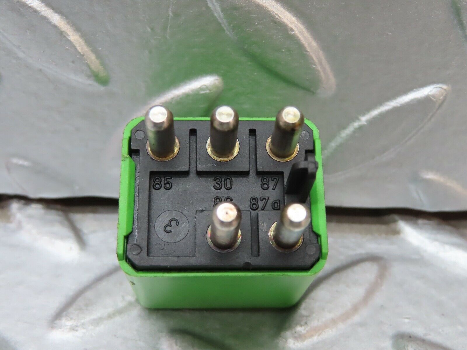 20040 Mercedes-Benz R129 300SL Coupe Headlight Wiper Relay 1268202026