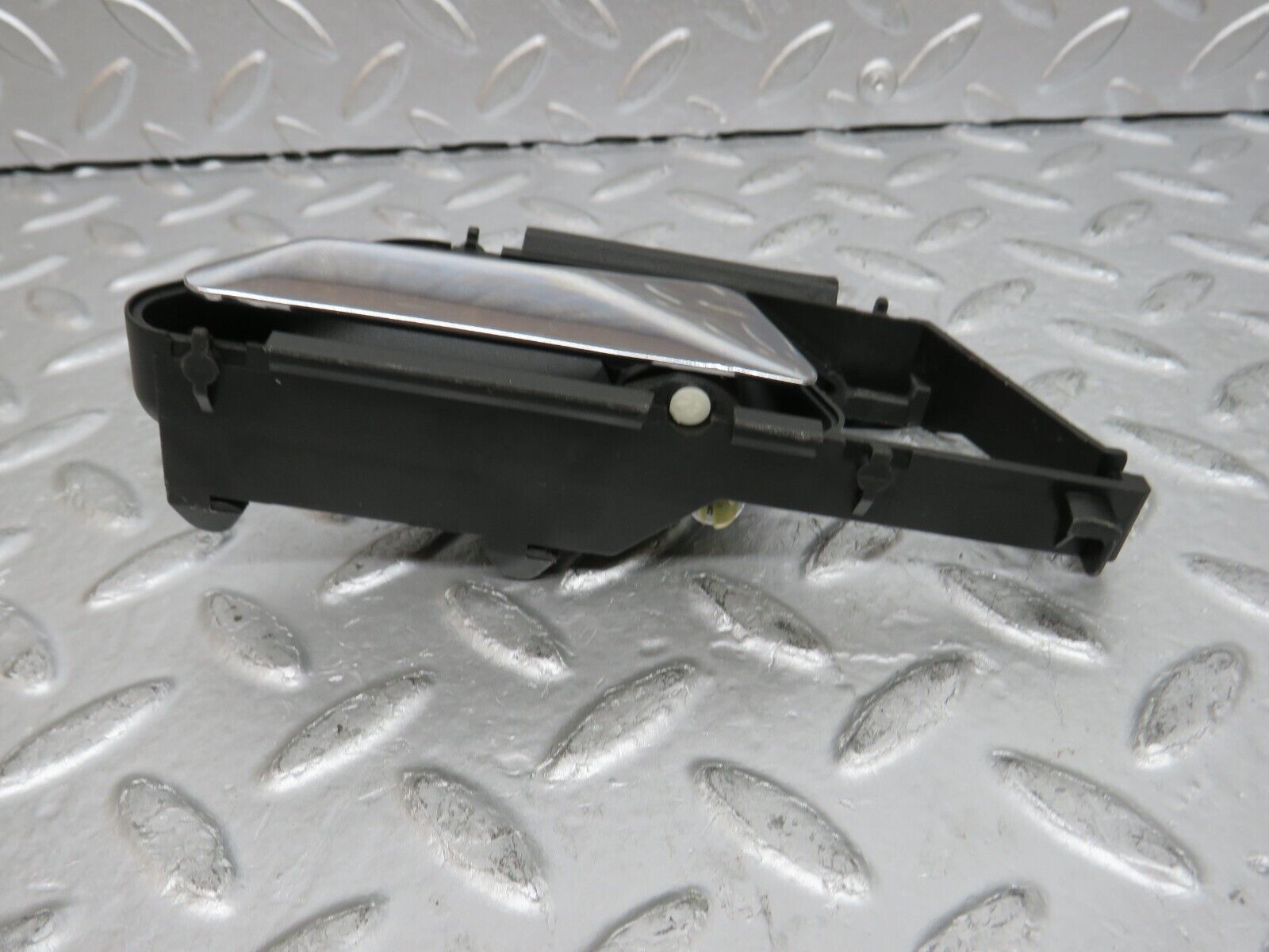 29347 Mercedes-Benz W124 230E Interior Door Handle Front Right 1247600261