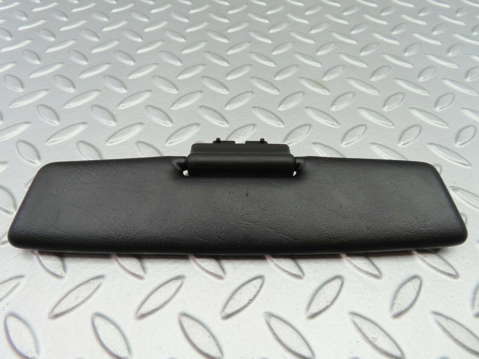 6533 Mercedes-Benz S124 E220 Wagon Middle Sun Visor Black