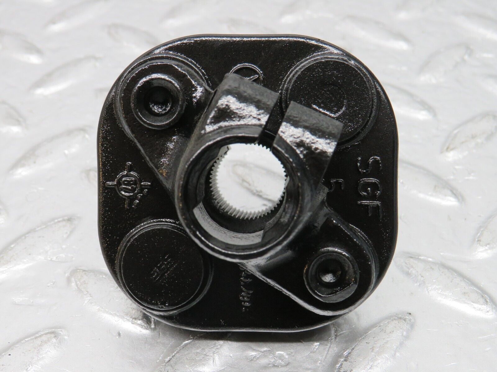 32548 Mercedes-Benz S124 300TE Wagon Steering Column Lower Shaft Connector