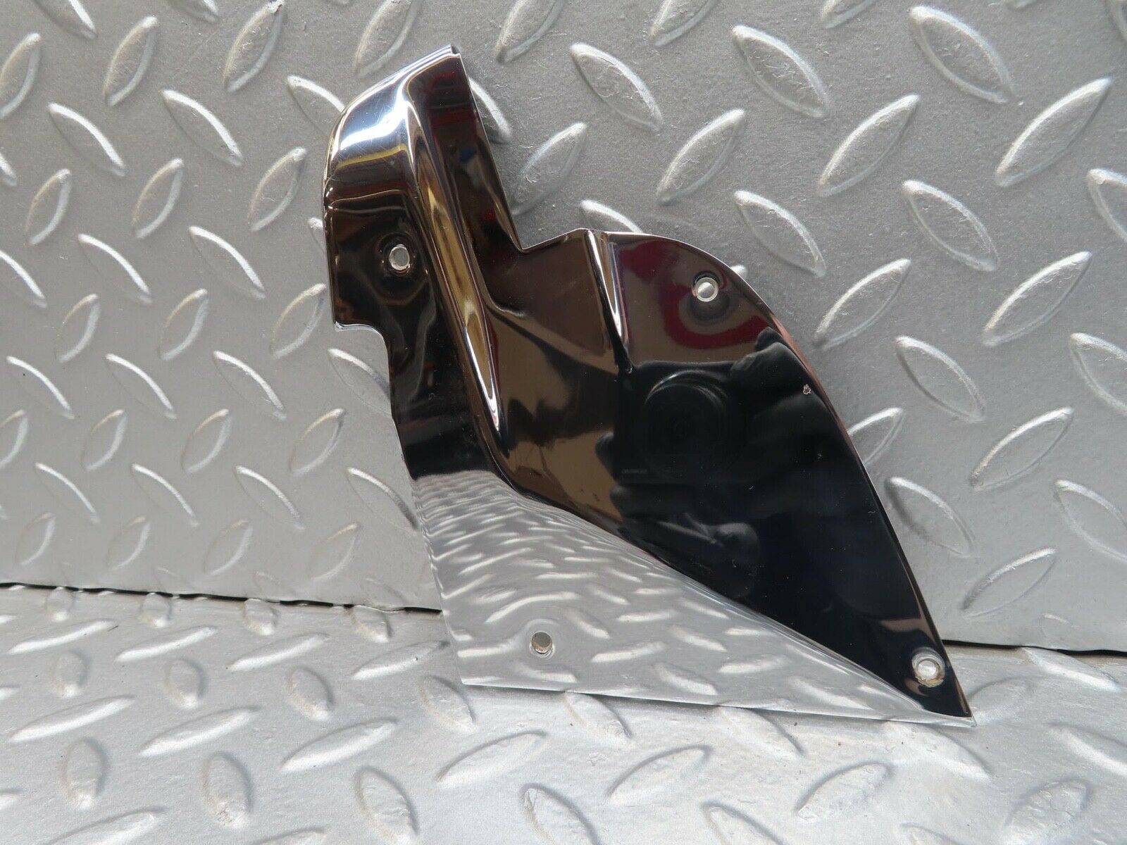 13975 Mercedes-Benz C107 280SLC B Pillar Chrome Cover Plate Left Side