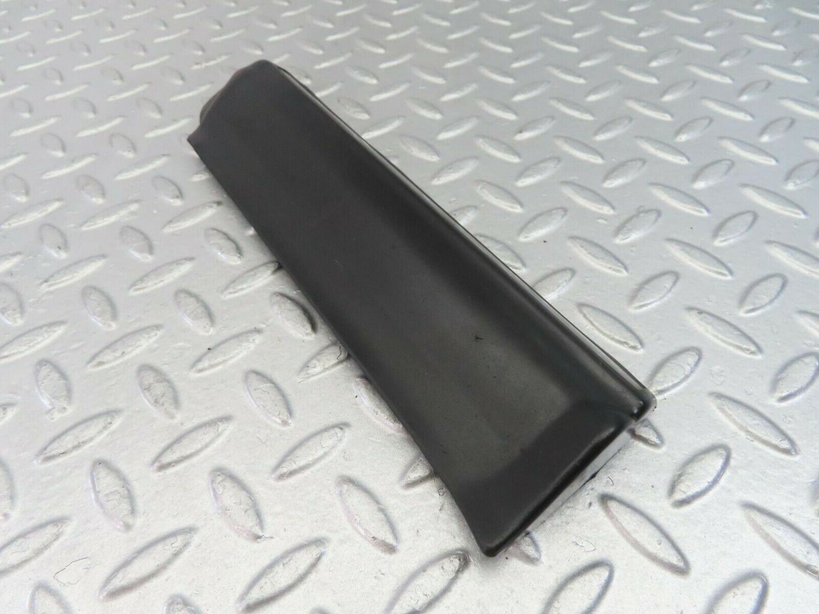 9952 Mercedes-Benz C123 230CE Coupe Front Left Fender Wing Lower Trim