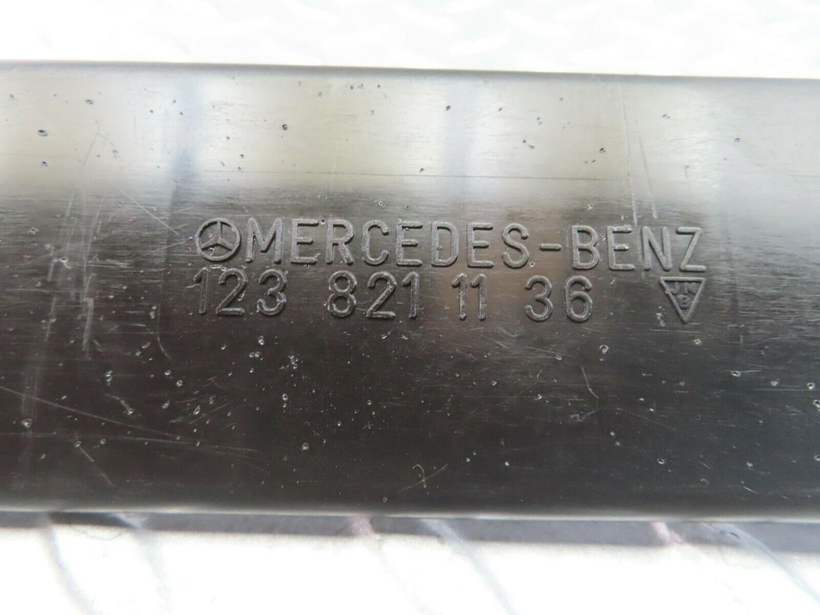 9988 Mercedes-Benz C123 230CE Coupe Cable Channel Cover 1238211136