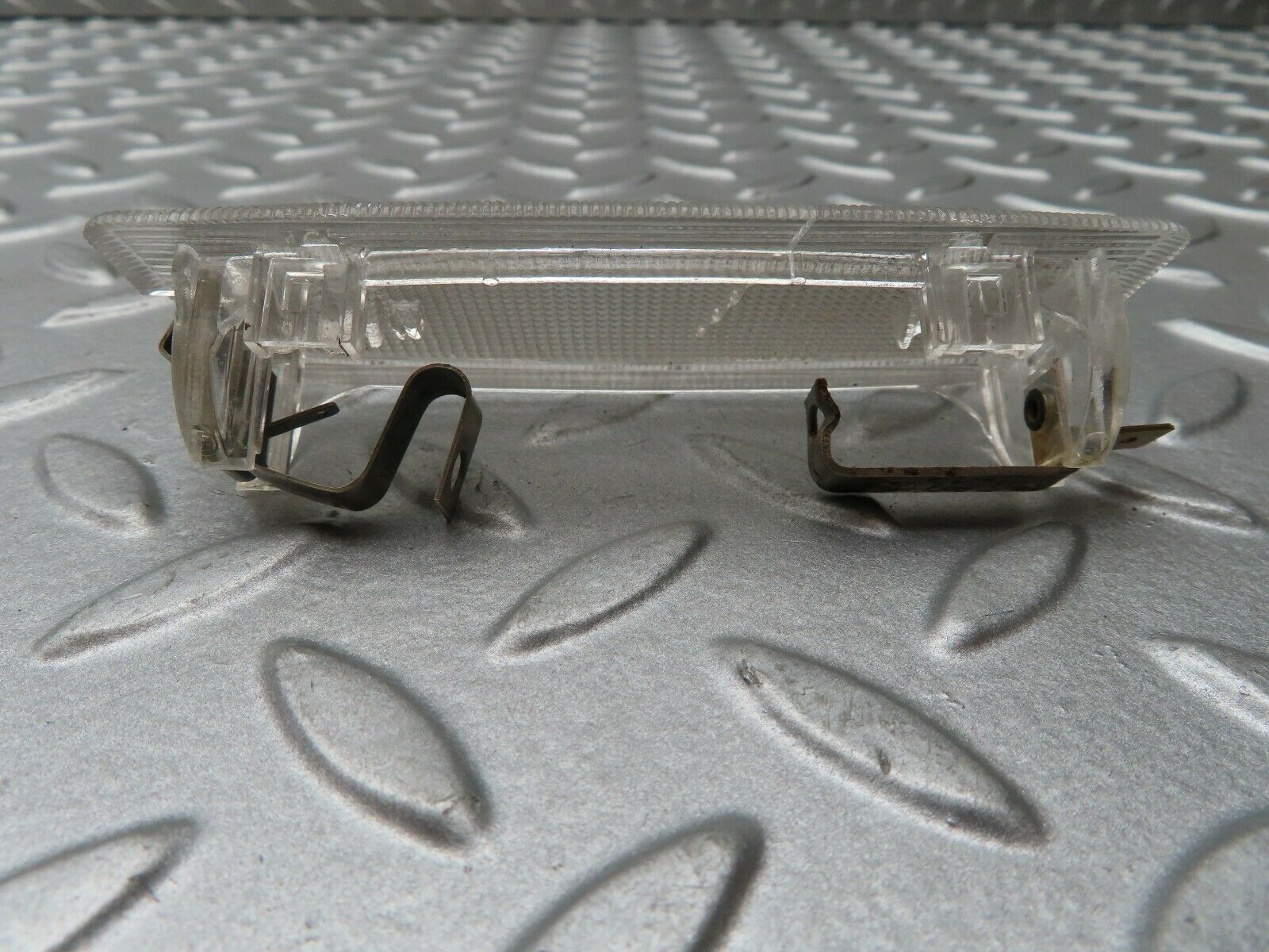 4205 Mercedes-Benz V123 240D LWB Interior Dome Light Rear