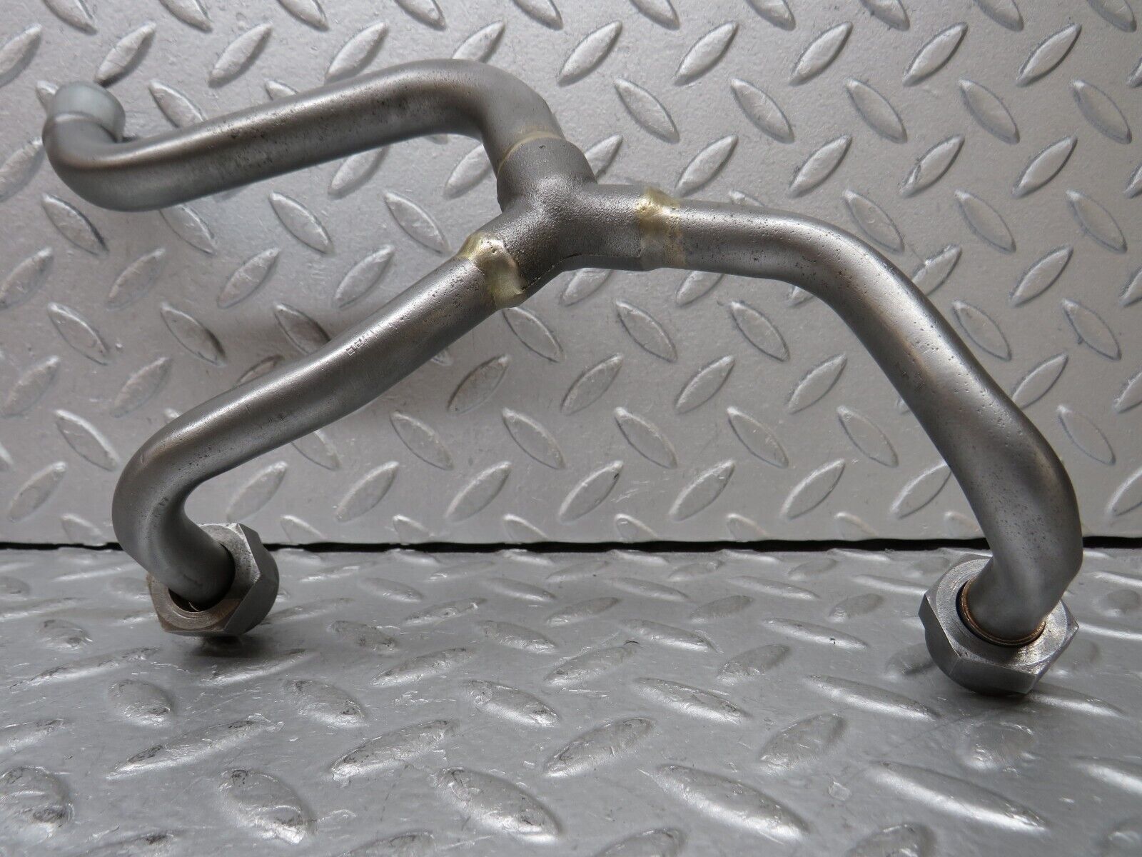 37665 Mercedes-Benz W109 300SEL Air Intake Hose Pipe