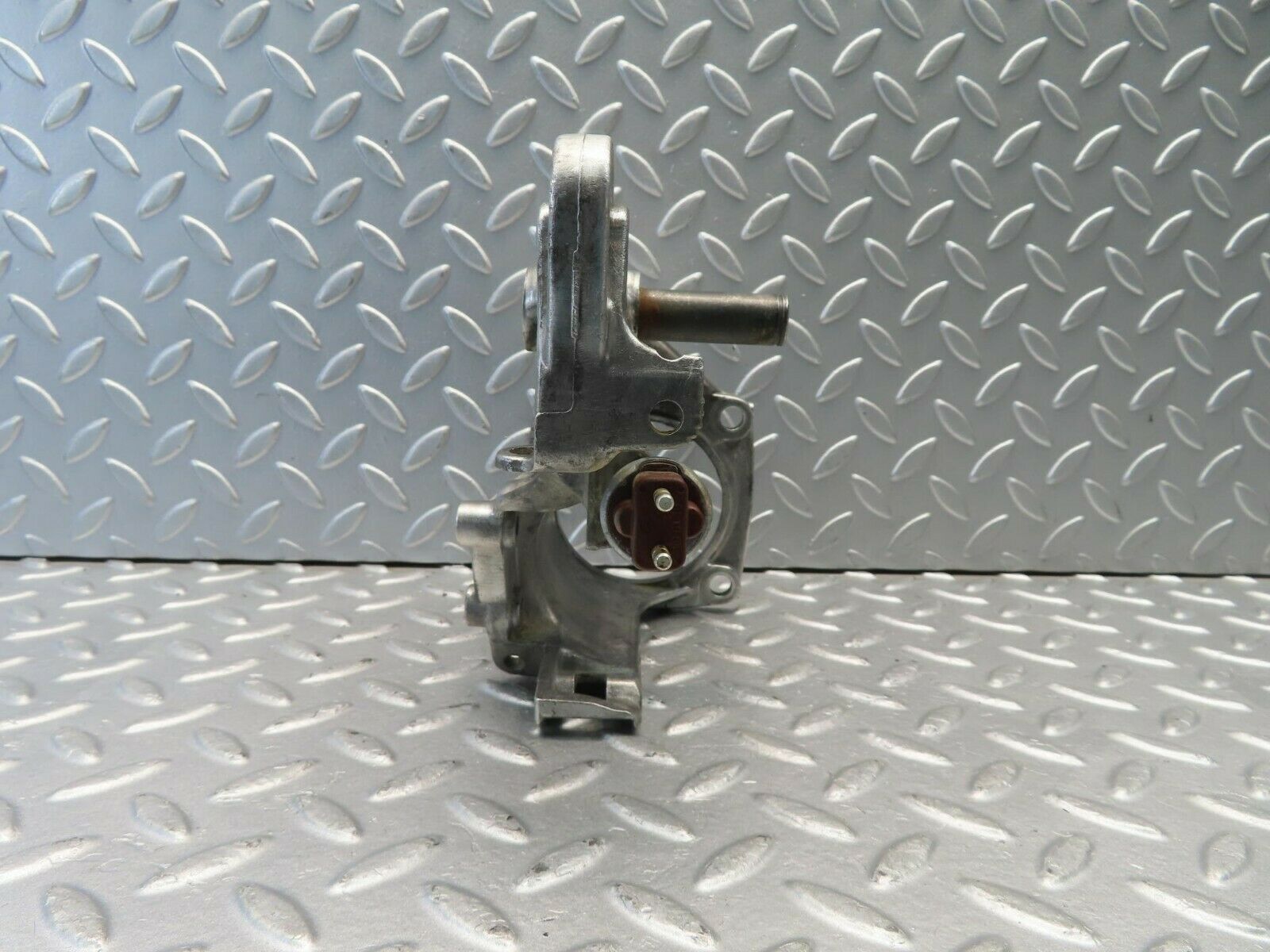 10911 Mercedes-Benz W123 230E Brake Pedal Bracket Support 1232900219