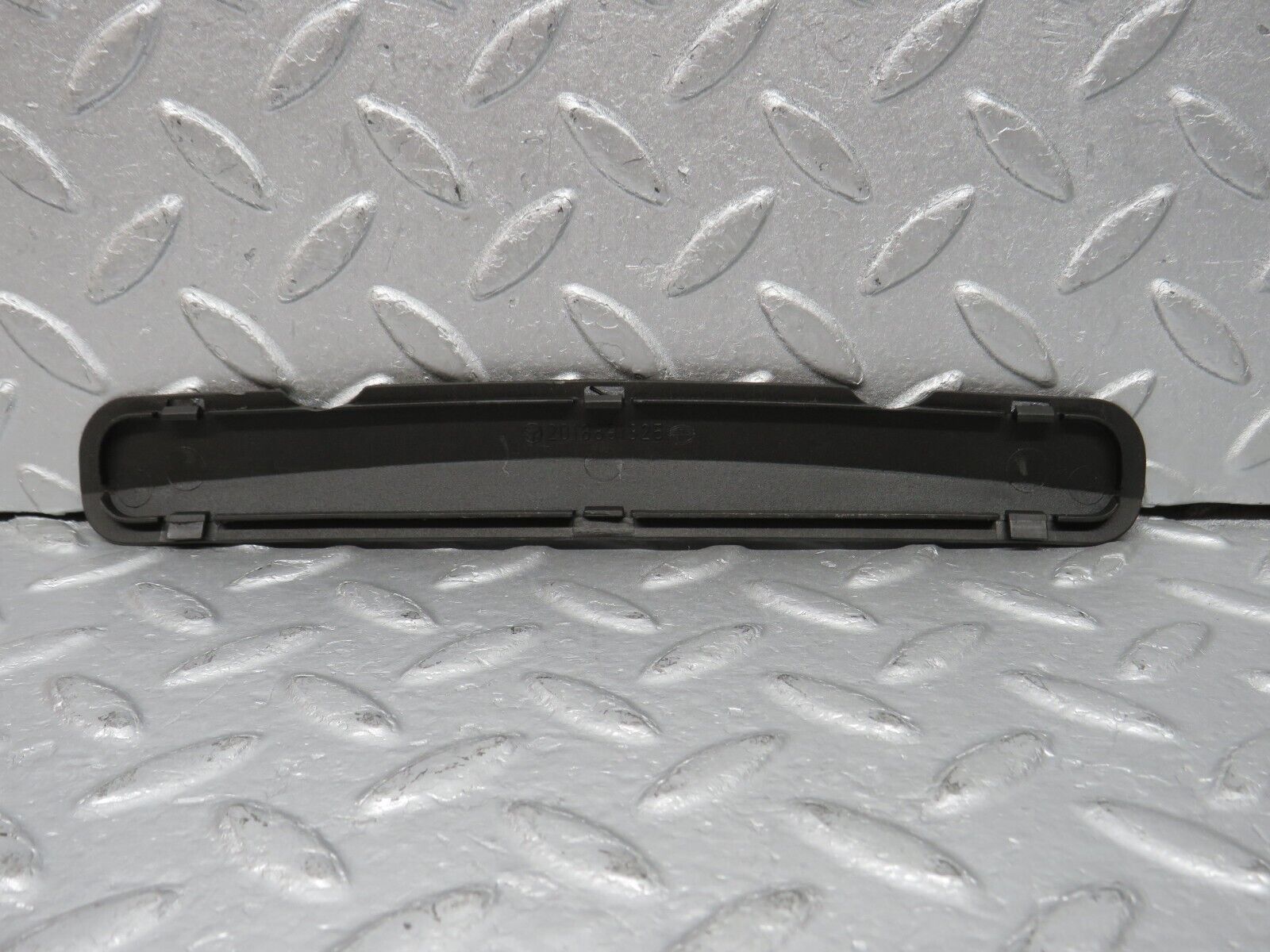 38858 Mercedes-Benz W201 190E 2.6L Windscreen Washer Nozzle Cover Trim 2018891325