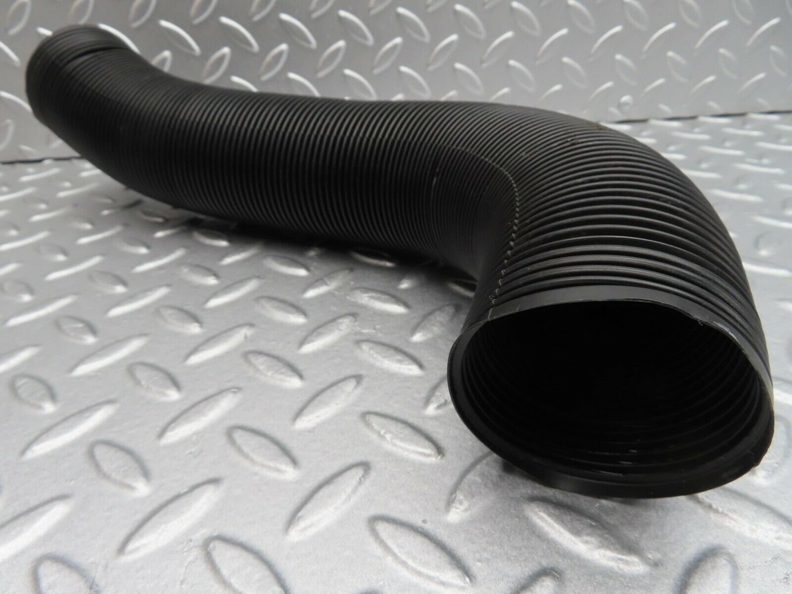 13941 Mercedes-Benz C107 280SLC Dash Air Vent Pipe Right Side