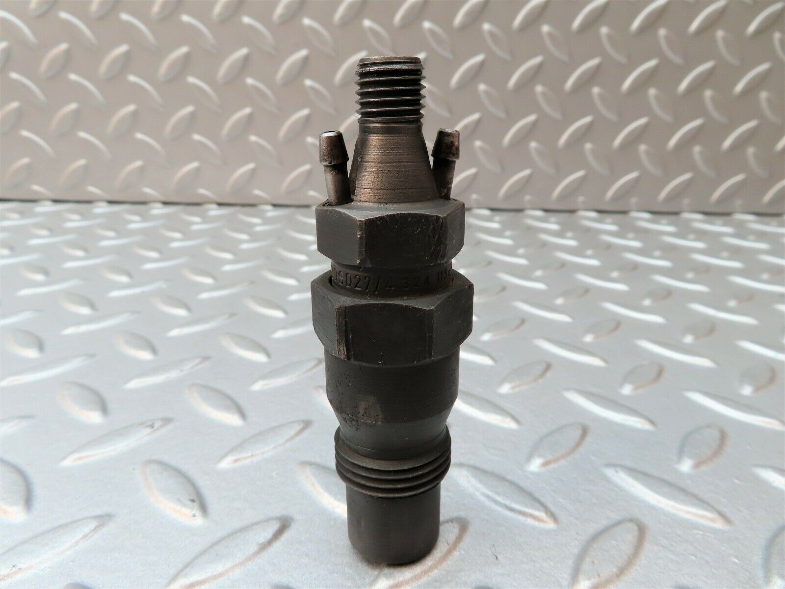 0326 Mercedes-Benz W115 220D Diesel Fuel Injector KCA30SD27/4