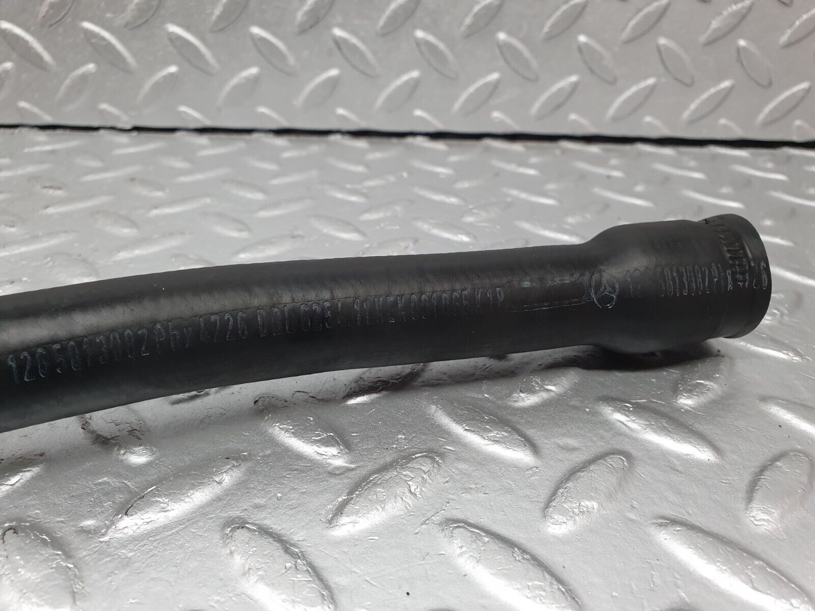 41173 Mercedes-Benz W126 300SE Heater Hose Pipe 12650113082