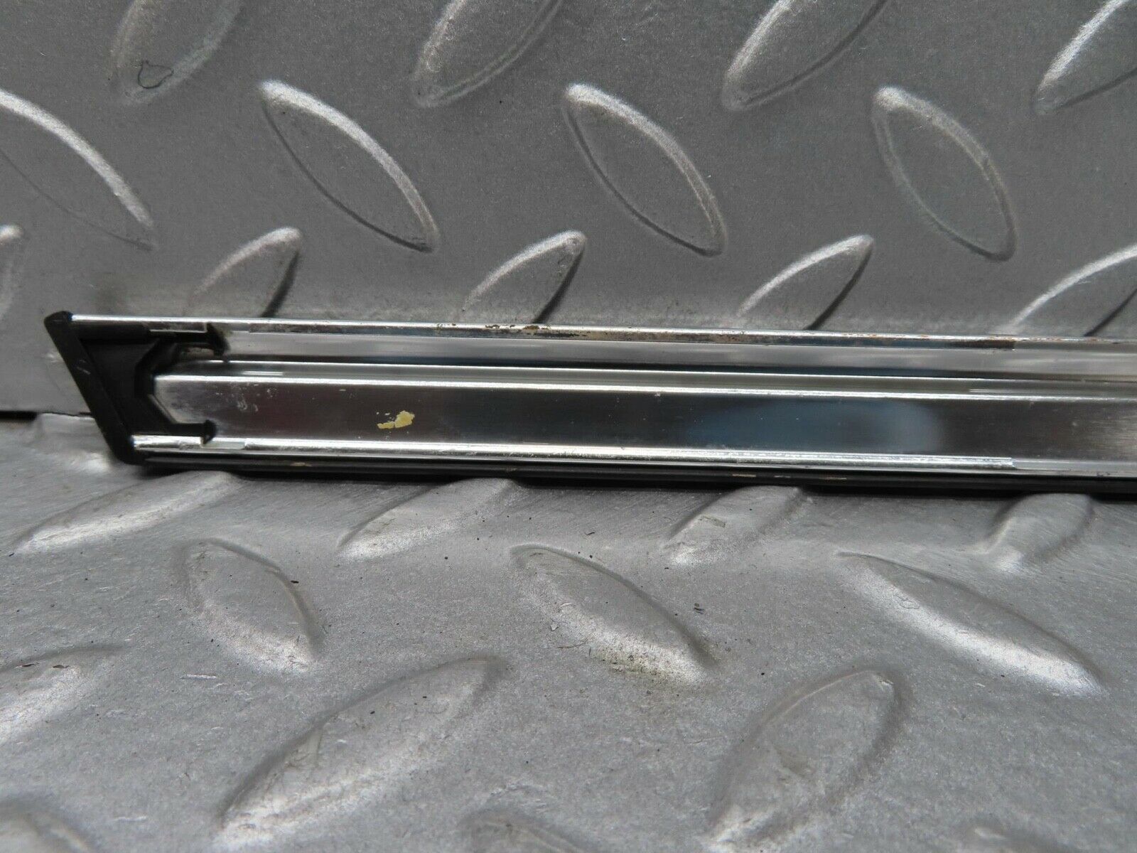 12613 Mercedes-Benz W108 280SE 3.5 Front Right Fender Wing Lower Trim