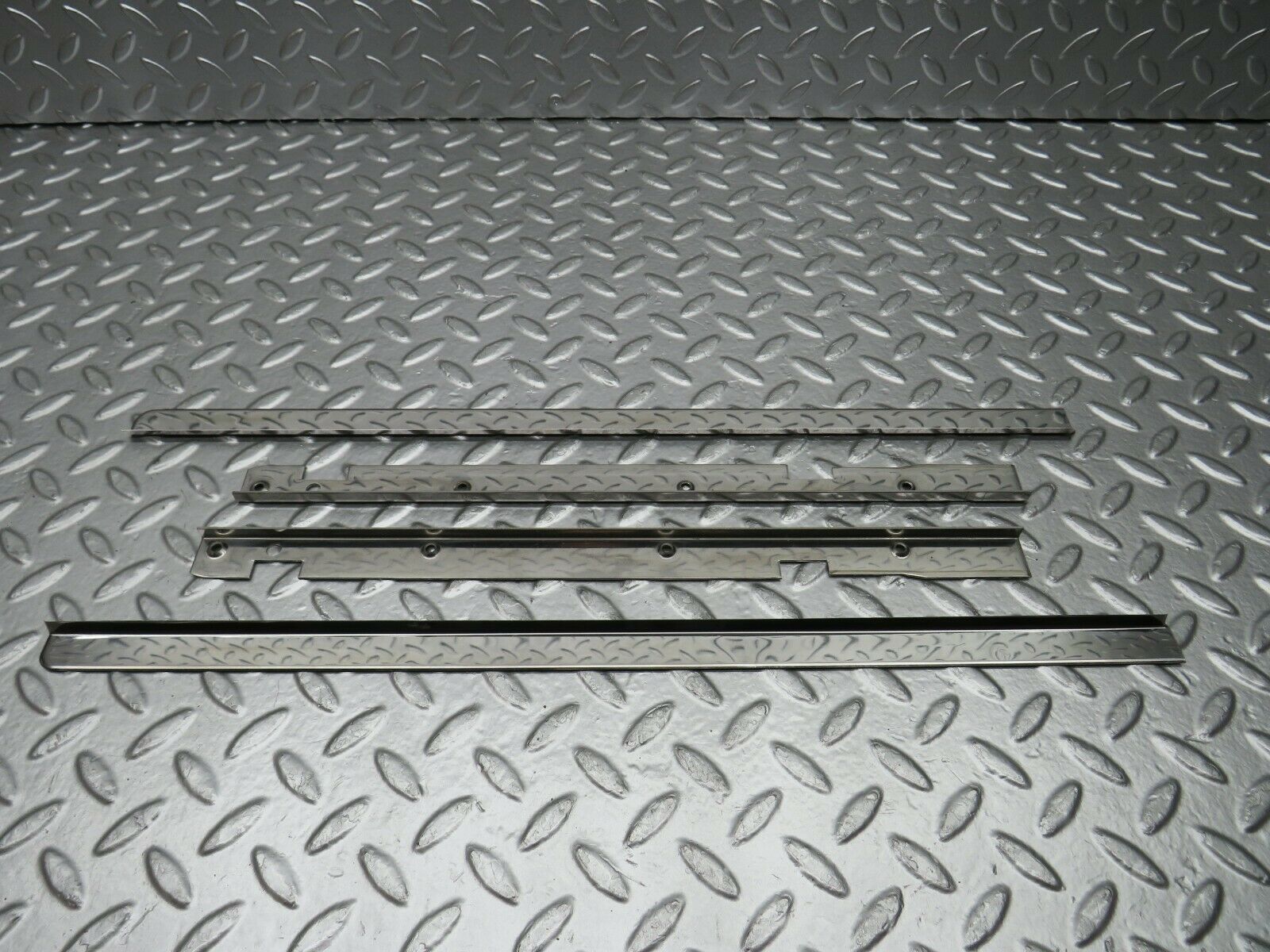 22401 Mercedes-Benz C124 E220 Coupe Sunroof Chrome Trim Set