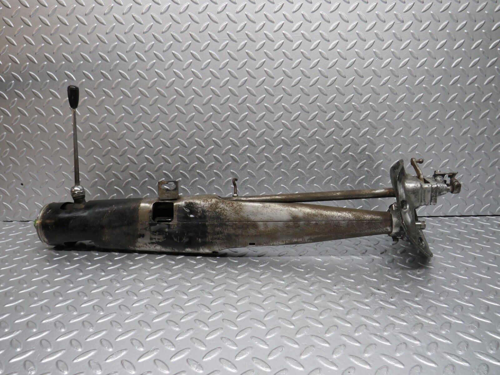 40383 Mercedes-Benz W110 230 Steering Column With Gear Selector 1114622395